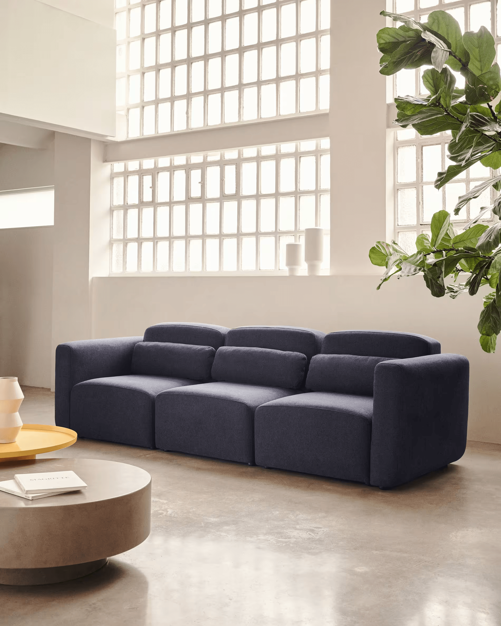 Sofa 3-osobowa NEOM niebieski La Forma Eye on Design