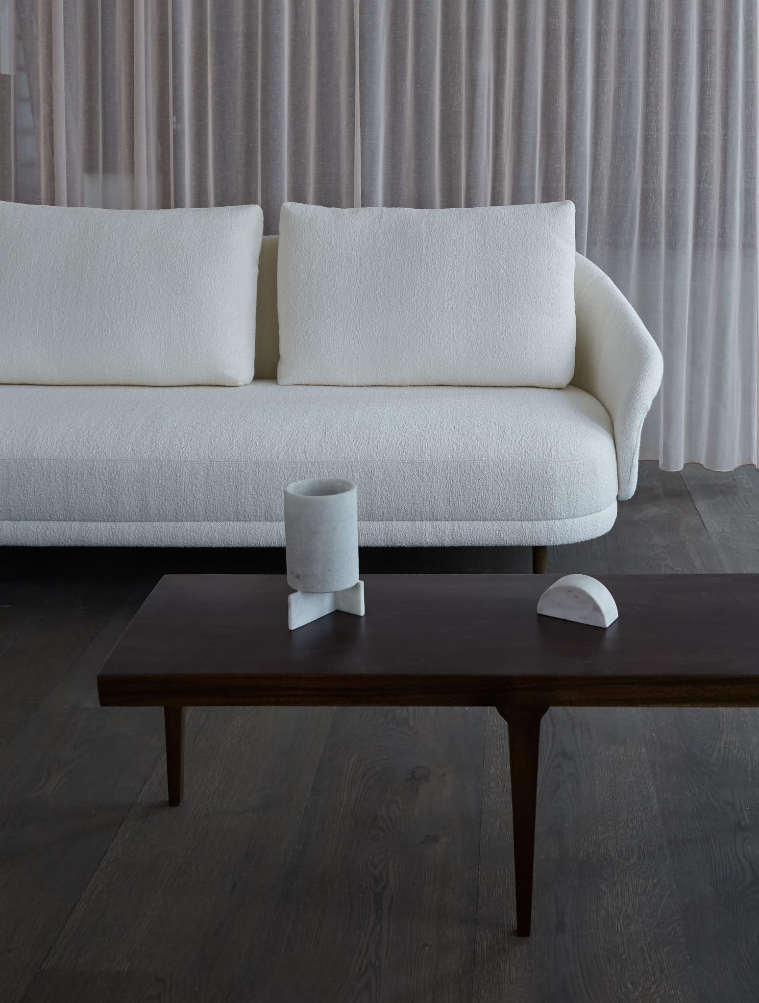 Sofa prawostronna NEW WAVE dębowy NORR11 Eye on Design