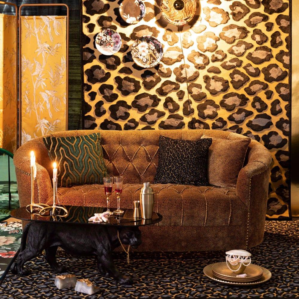 Sofa TOO PRETTY TO SIT ON panterka Bold Monkey Eye on Design