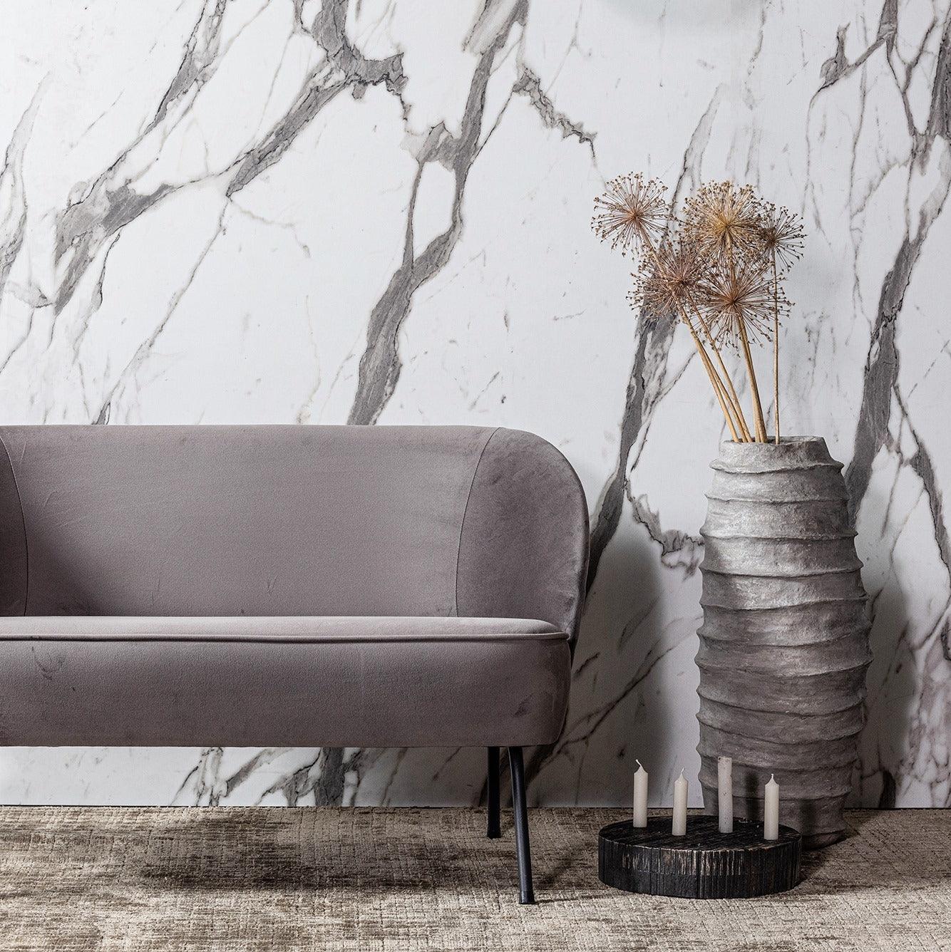 Sofa welurowa VOGUE STRUCTURE brązowy Be Pure Eye on Design