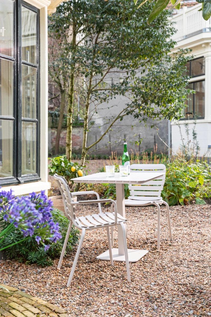 Stół bistro ogrodowy VONDEL kremowy Zuiver Eye on Design