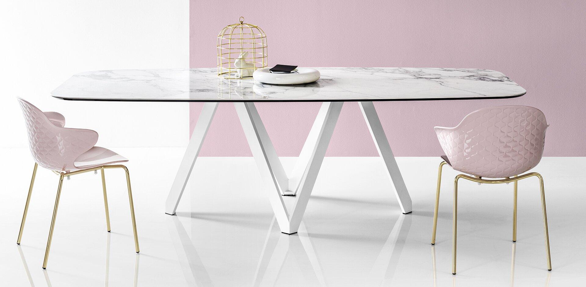 Stół CARTESIO kremowy marmur z metalową podstawą Calligaris Eye on Design