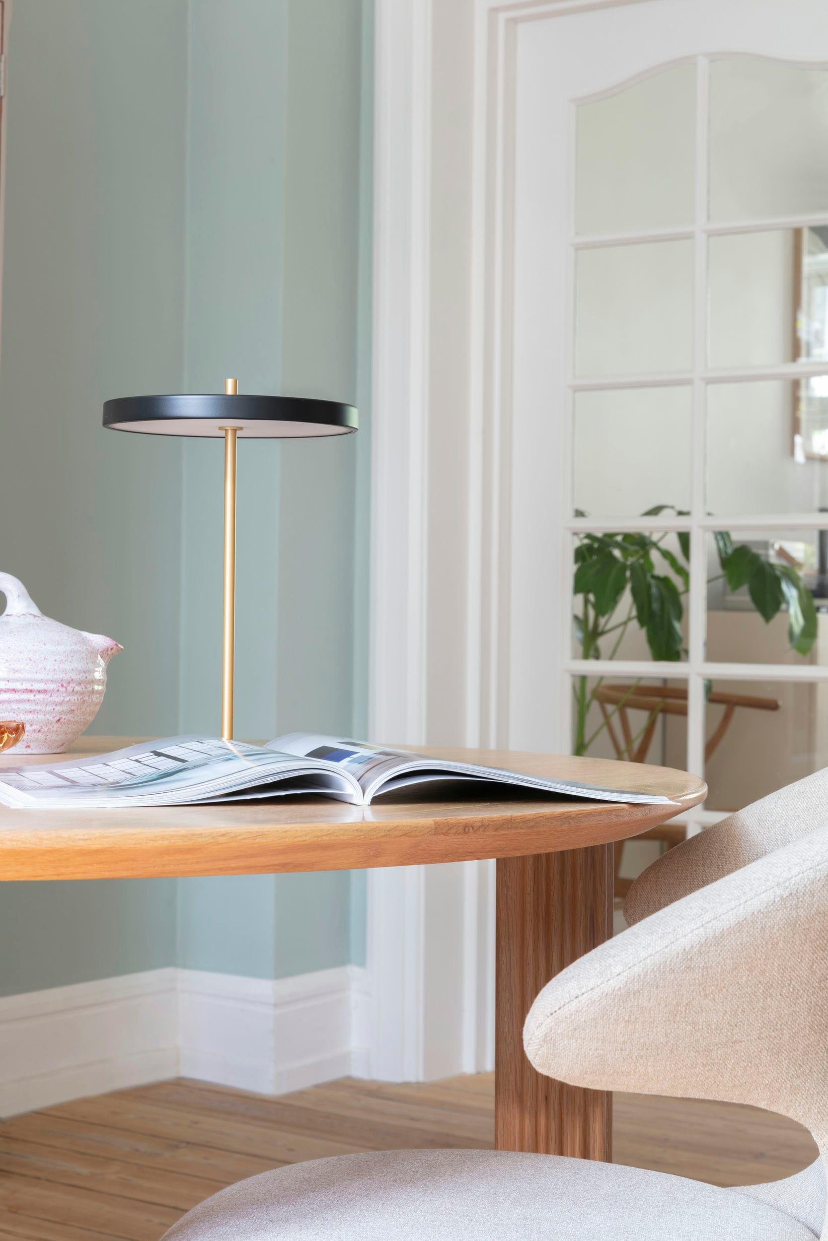 Stół COMFORT CIRCLE dębowy UMAGE Eye on Design