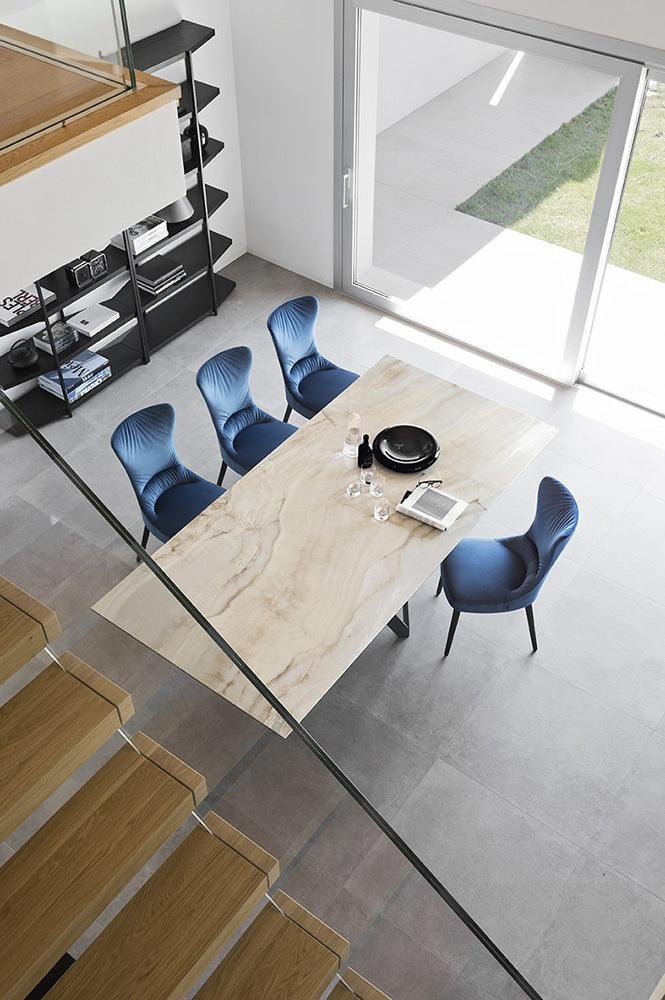 Stół prostokątny CARTESIO czarny marmur z metalową podstawą Calligaris Eye on Design