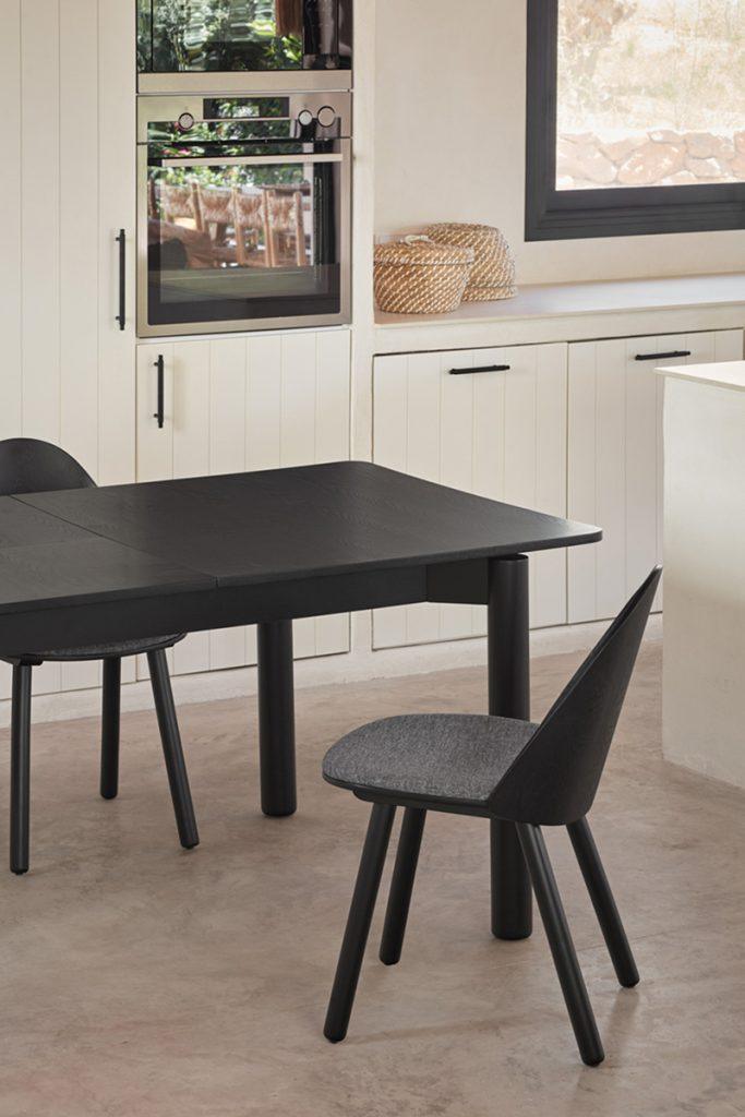 Stół rozkładany ATLAS czarny Teulat Eye on Design