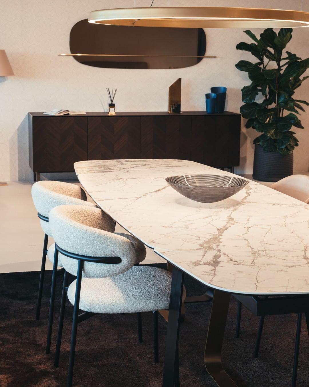Stół rozkładany SUNSHINE jasnoszara ceramika Calligaris Eye on Design