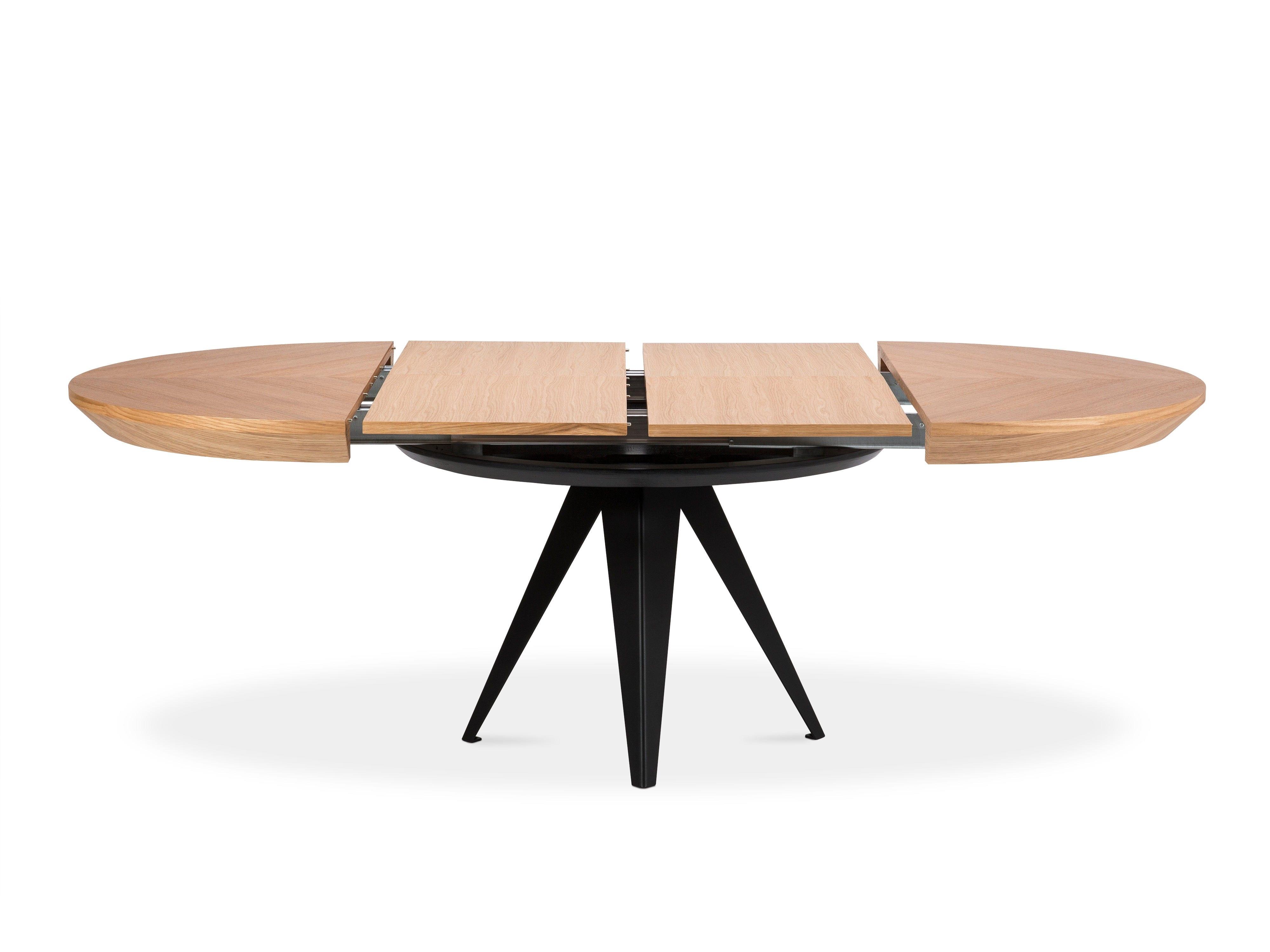 Stół rozkładany z drewna dębowego MAGNUS z czarną podstawą Windsor & Co Eye on Design