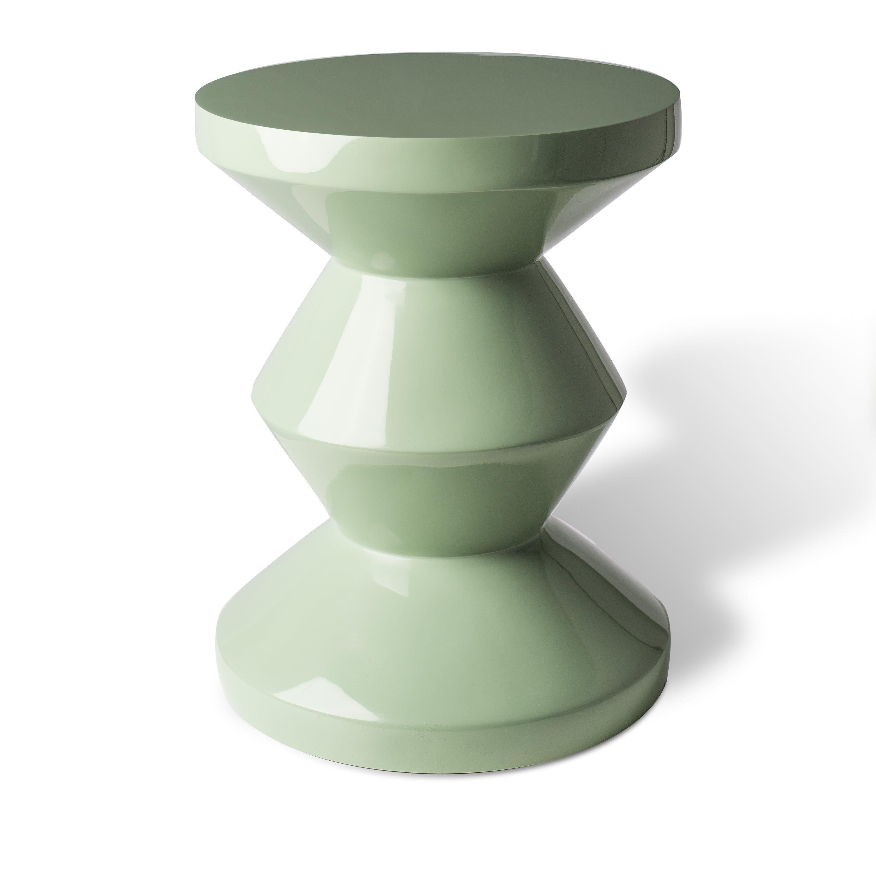 Stołek ZIG ZAG oliwkowy Pols Potten Eye on Design