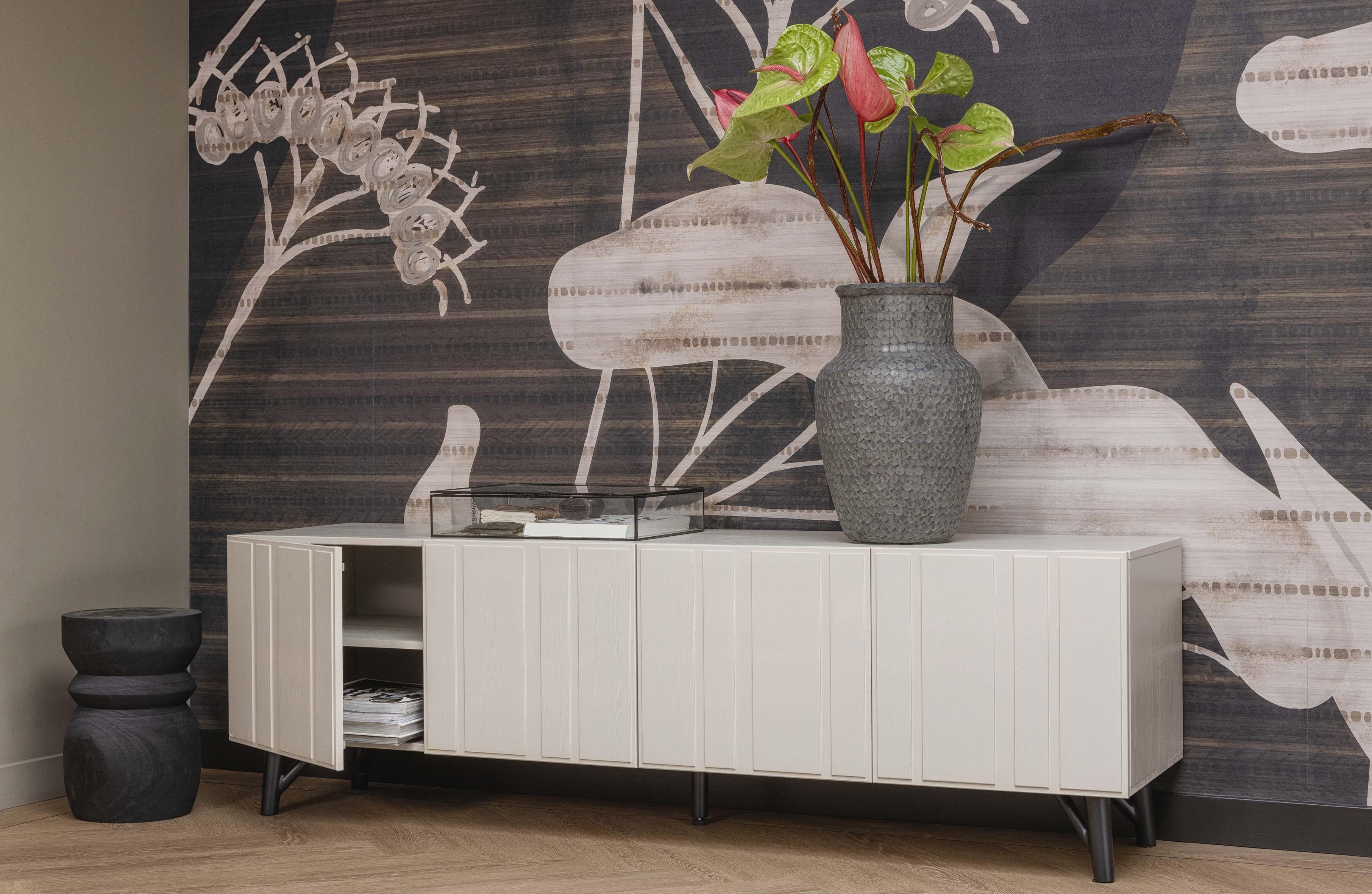 Stolik BIKKEL czarne drewno Woood Eye on Design