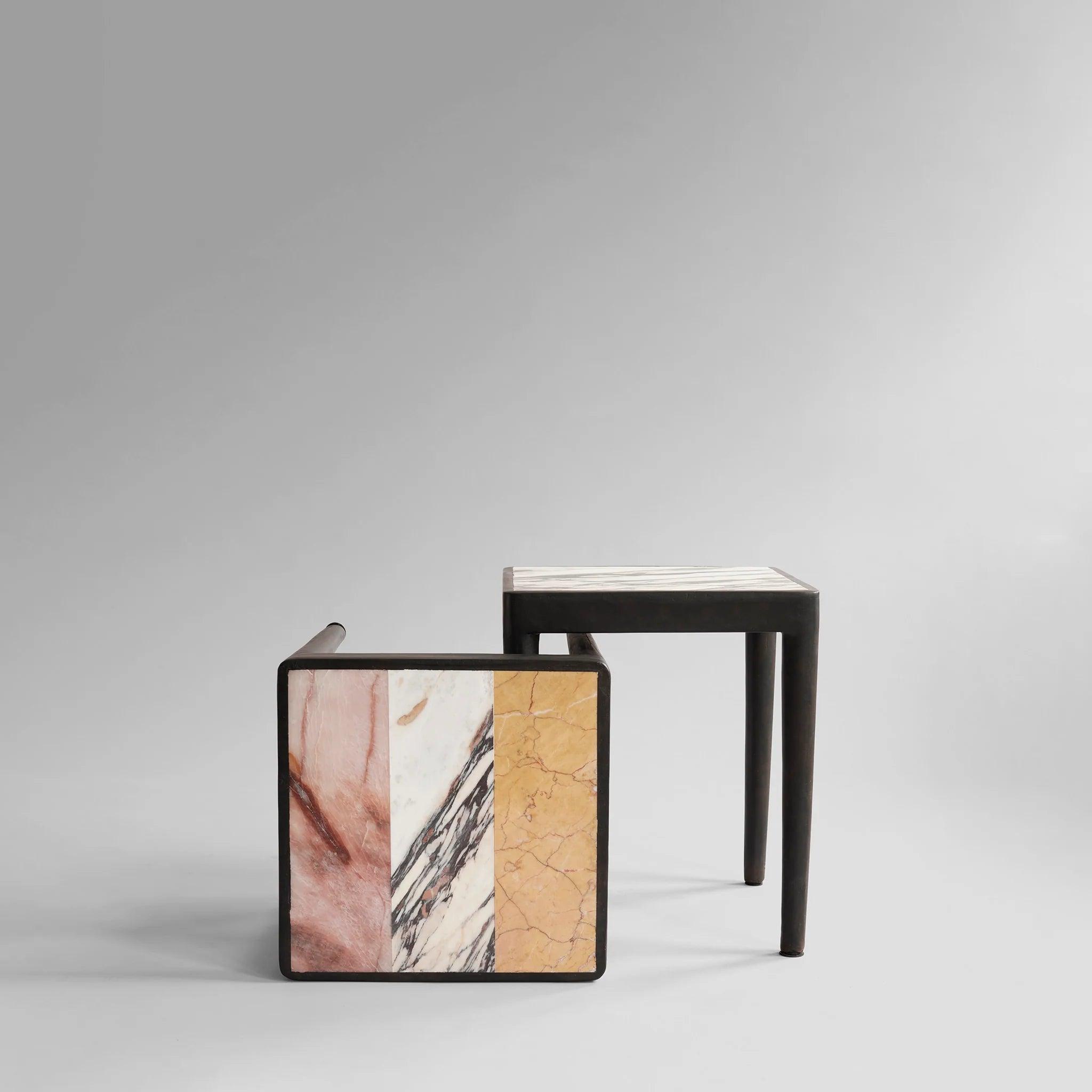 Stolik boczny ARC marmurowe płytki 101 Copenhagen Eye on Design