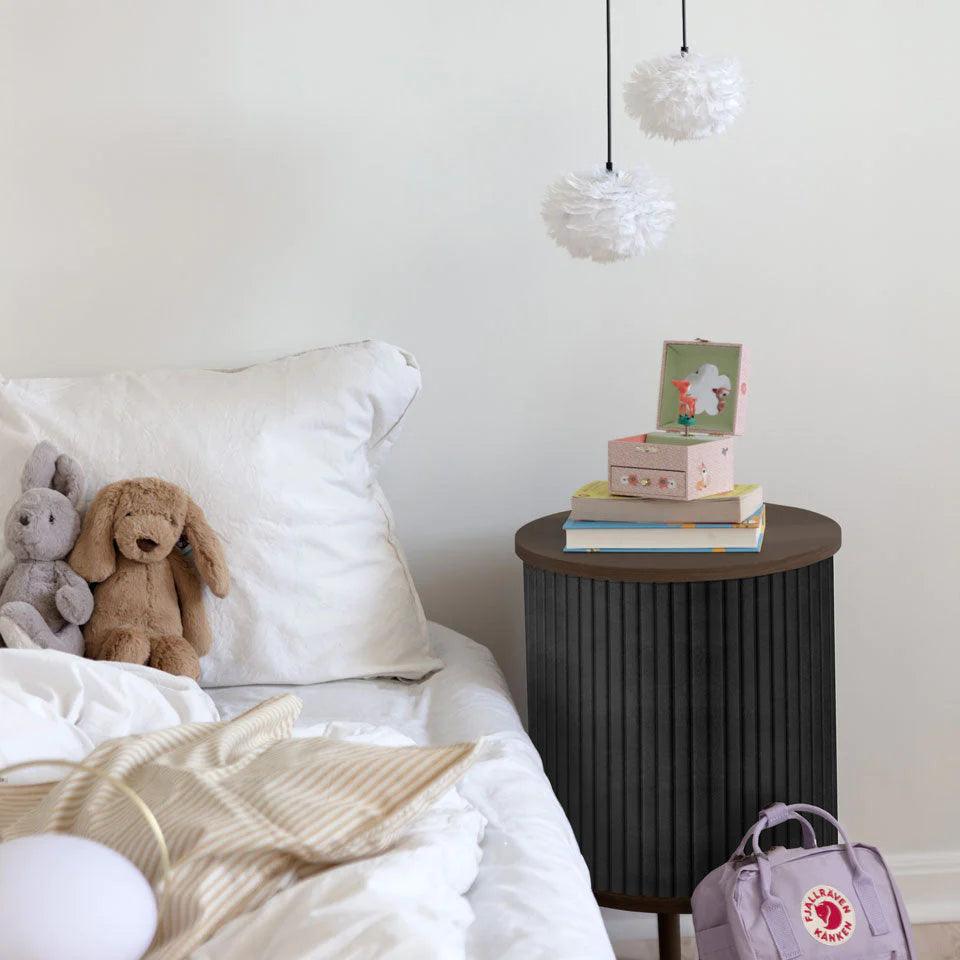 Stolik boczny AUDACIOUS węglowy z ciemnym dębem UMAGE Eye on Design