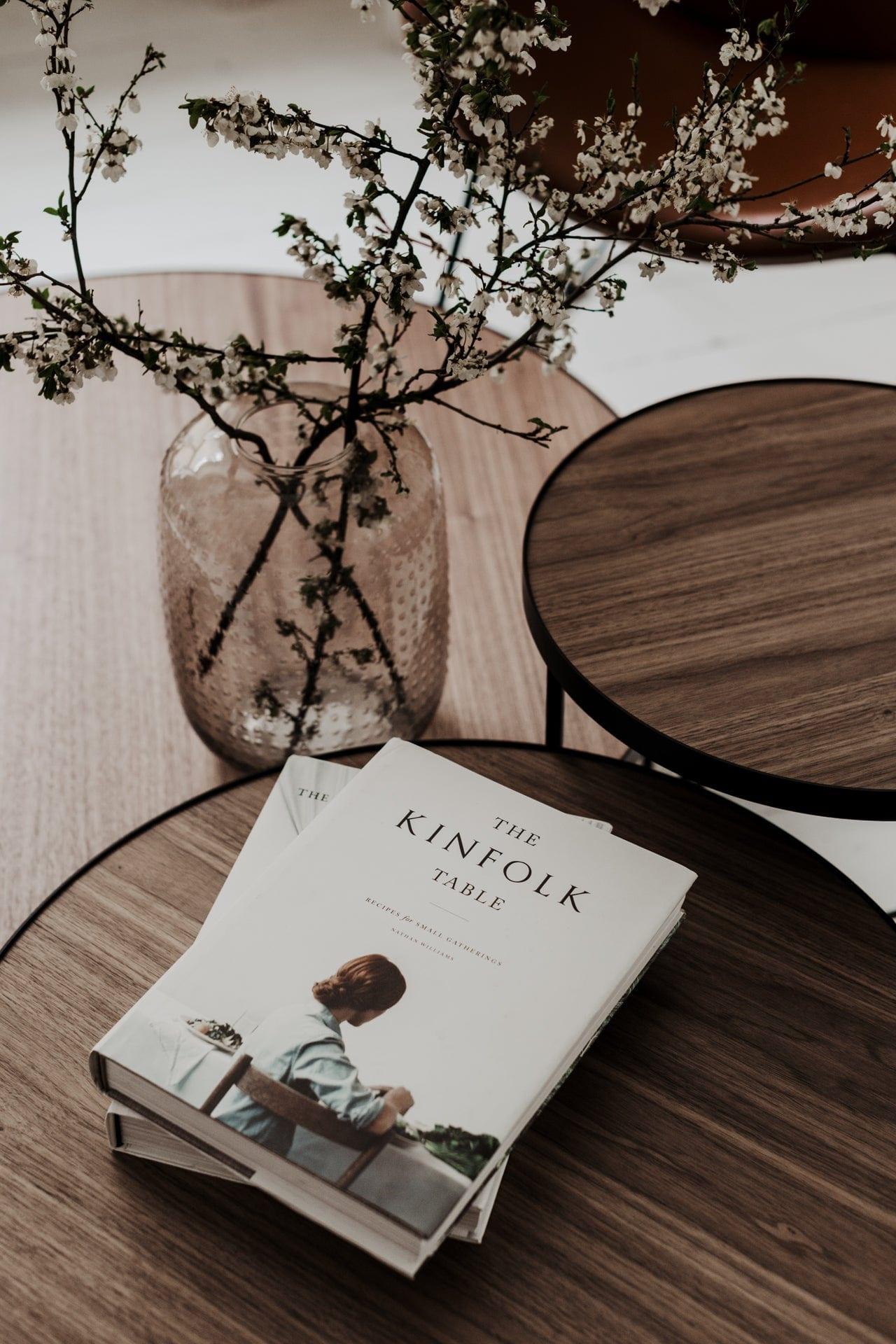 Stolik boczny TRE orzech amerykański Nordifra Eye on Design