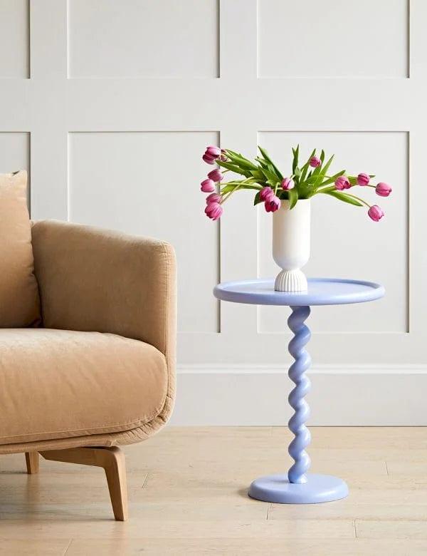 Stolik boczny TWISTER jasnoniebieski Pols Potten Eye on Design