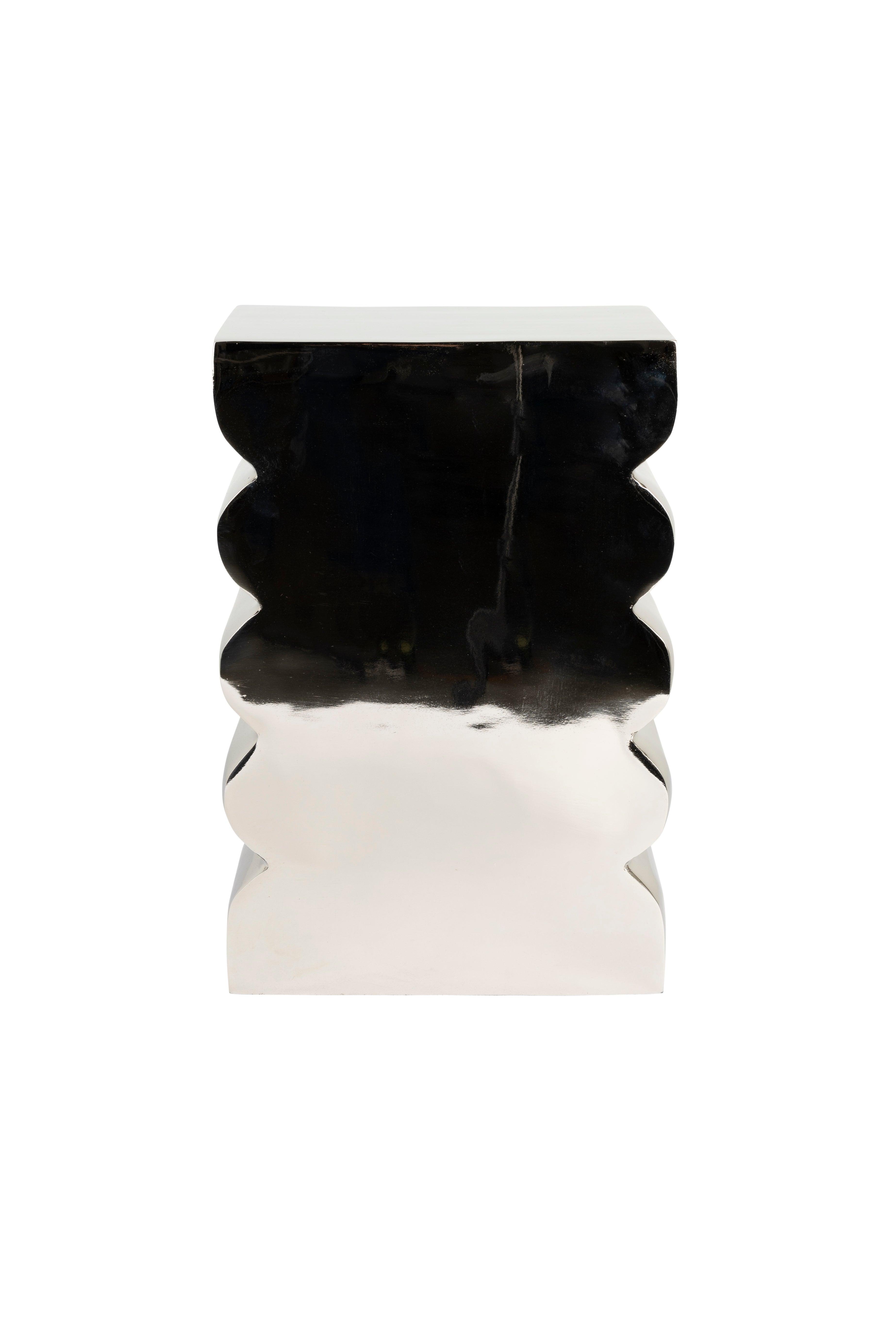 Stolik CURVES błyszczący srebrny Zuiver Eye on Design