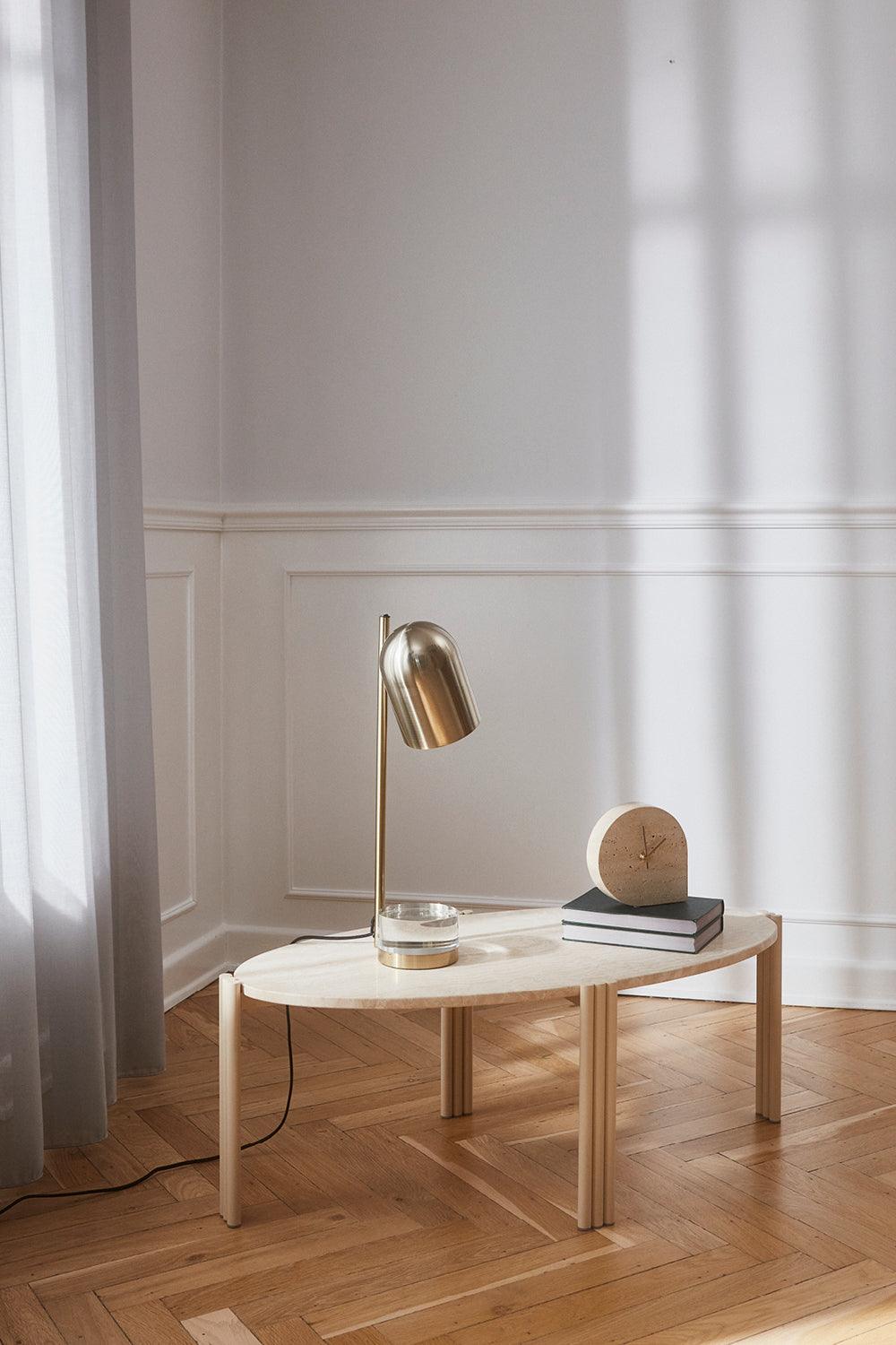 Stolik kawowy TRIBUS jasny blat z beżową podstawą AYTM Eye on Design