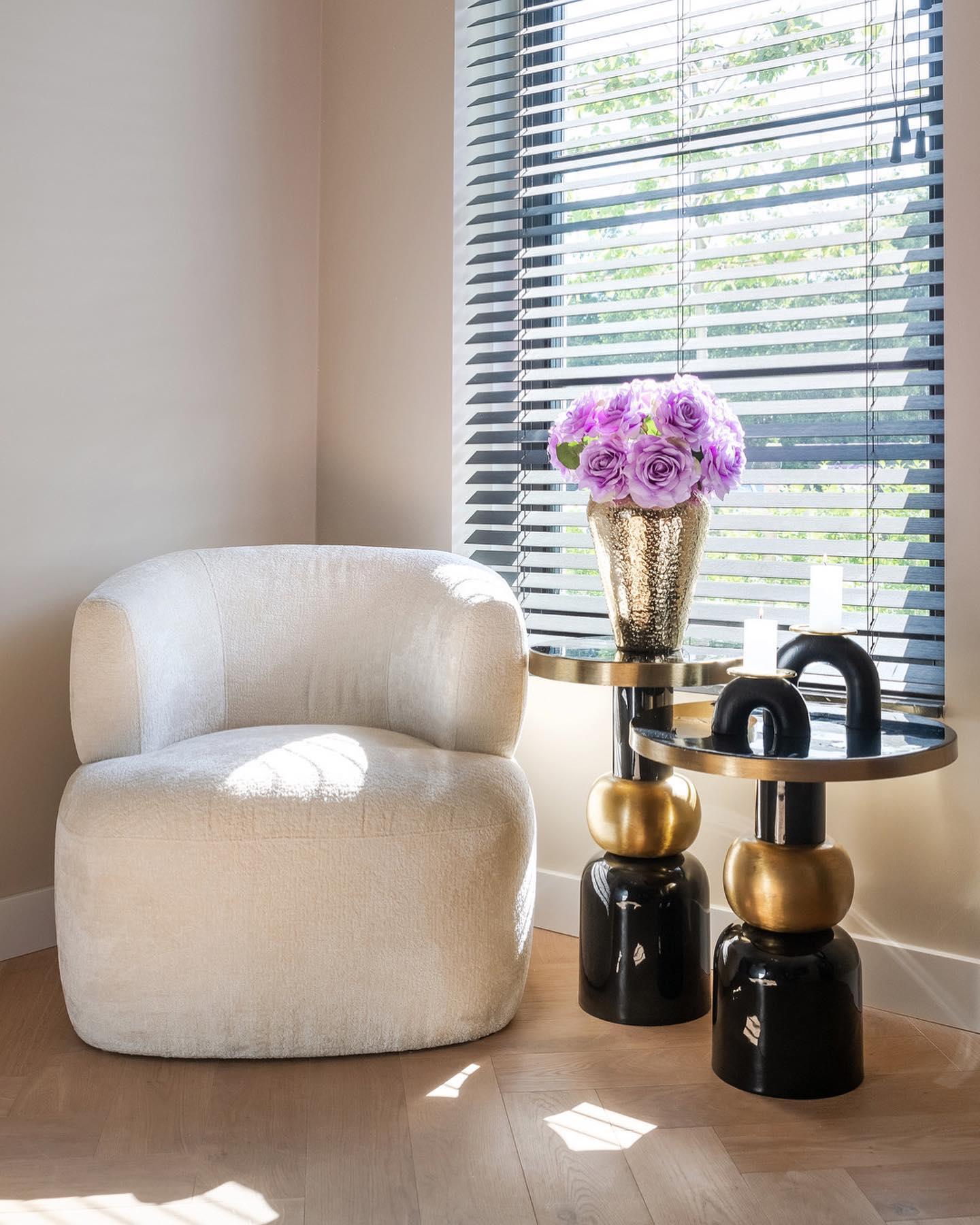 Stolik MOSE czarny ze złotym Richmond Interiors Eye on Design