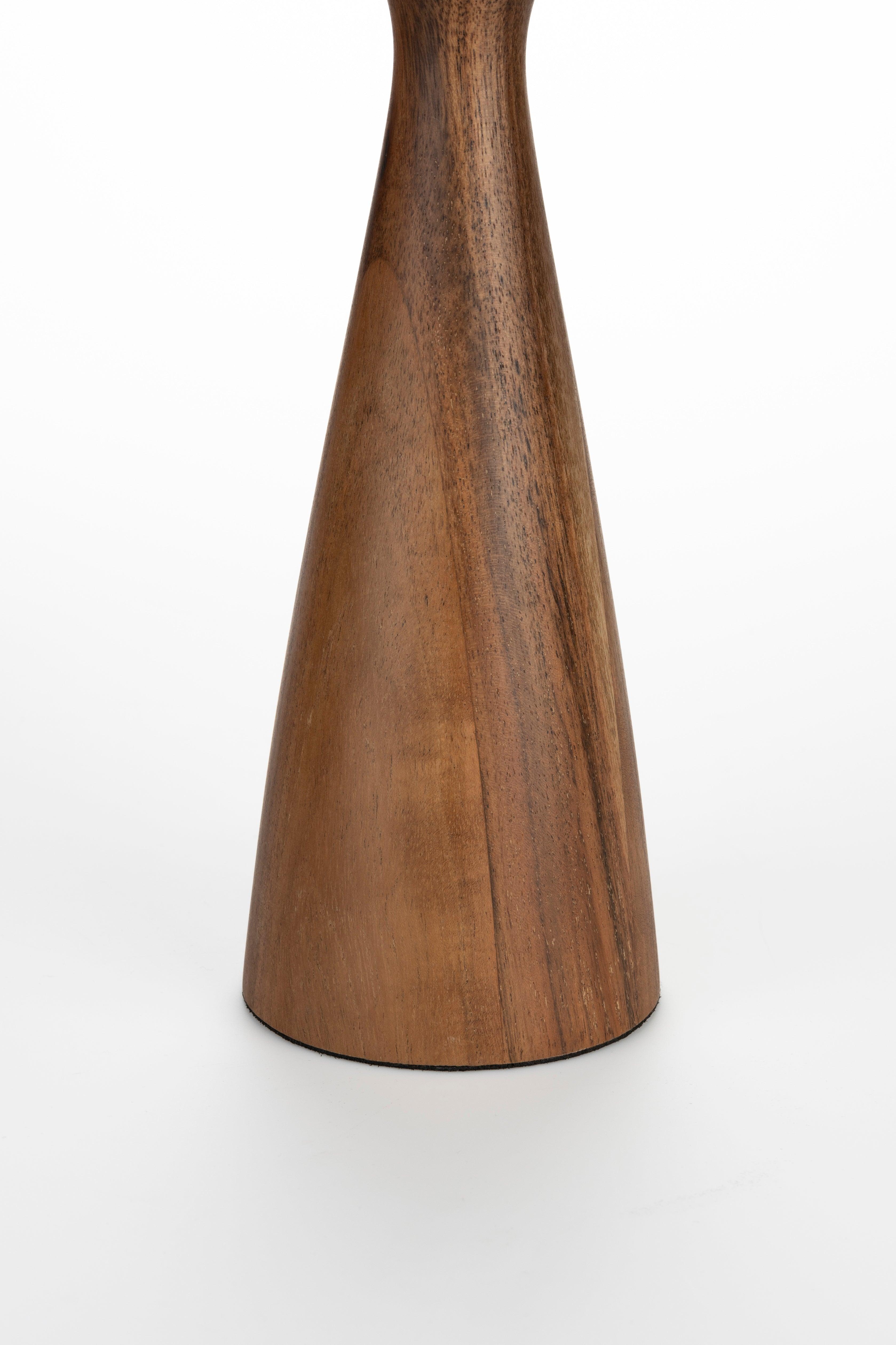 Świecznik FLAMES drewno mango Zuiver Eye on Design