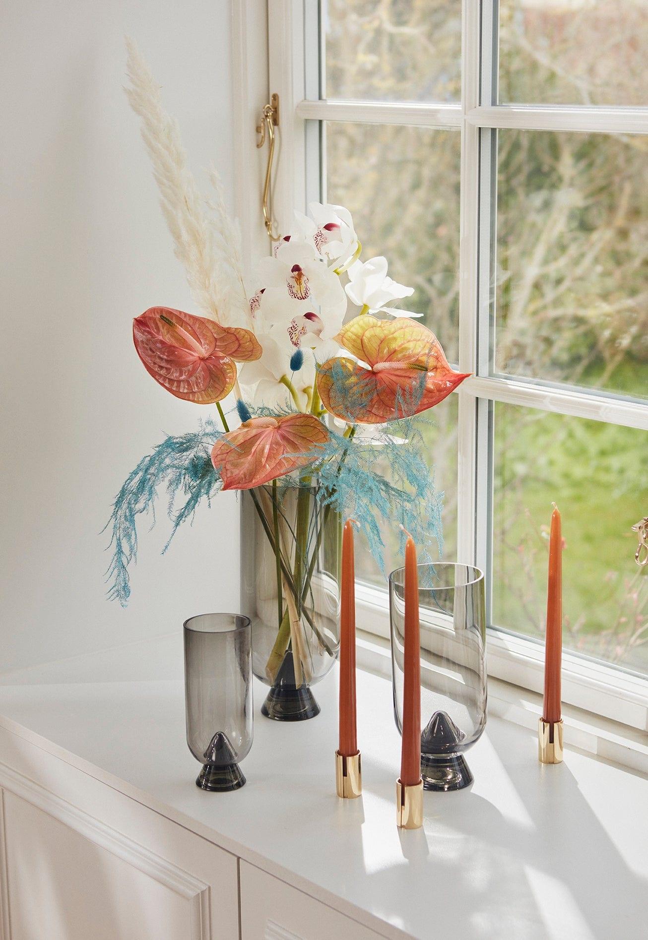 Świecznik SOL czarny AYTM Eye on Design