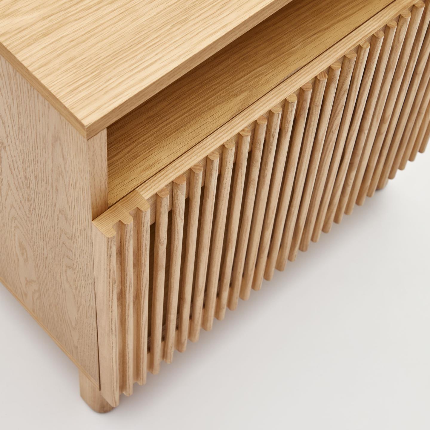 Szafka nocna BEYLA lite drewno dębowe La Forma Eye on Design