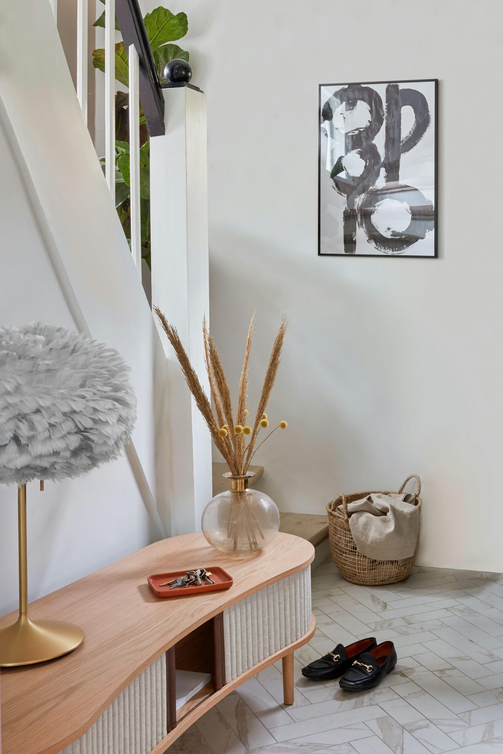 Szafka RTV AUDACIOUS baby blue z dębem UMAGE Eye on Design