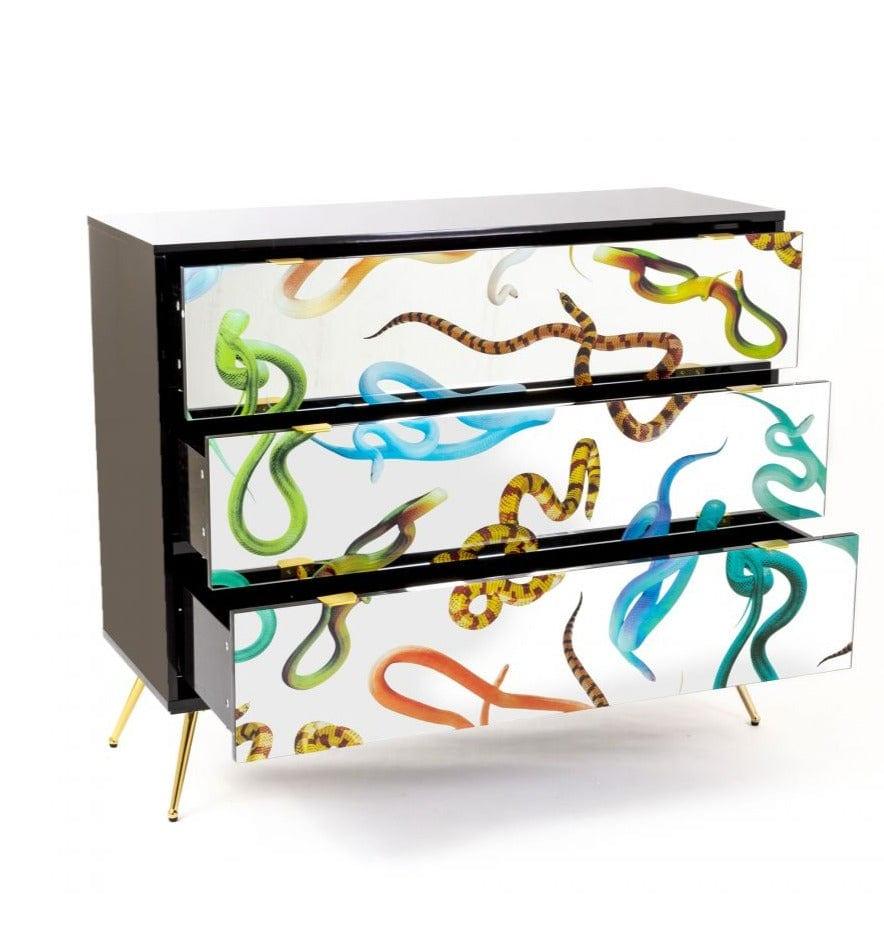 Szafka SNAKES z 3 szufladami Seletti Eye on Design