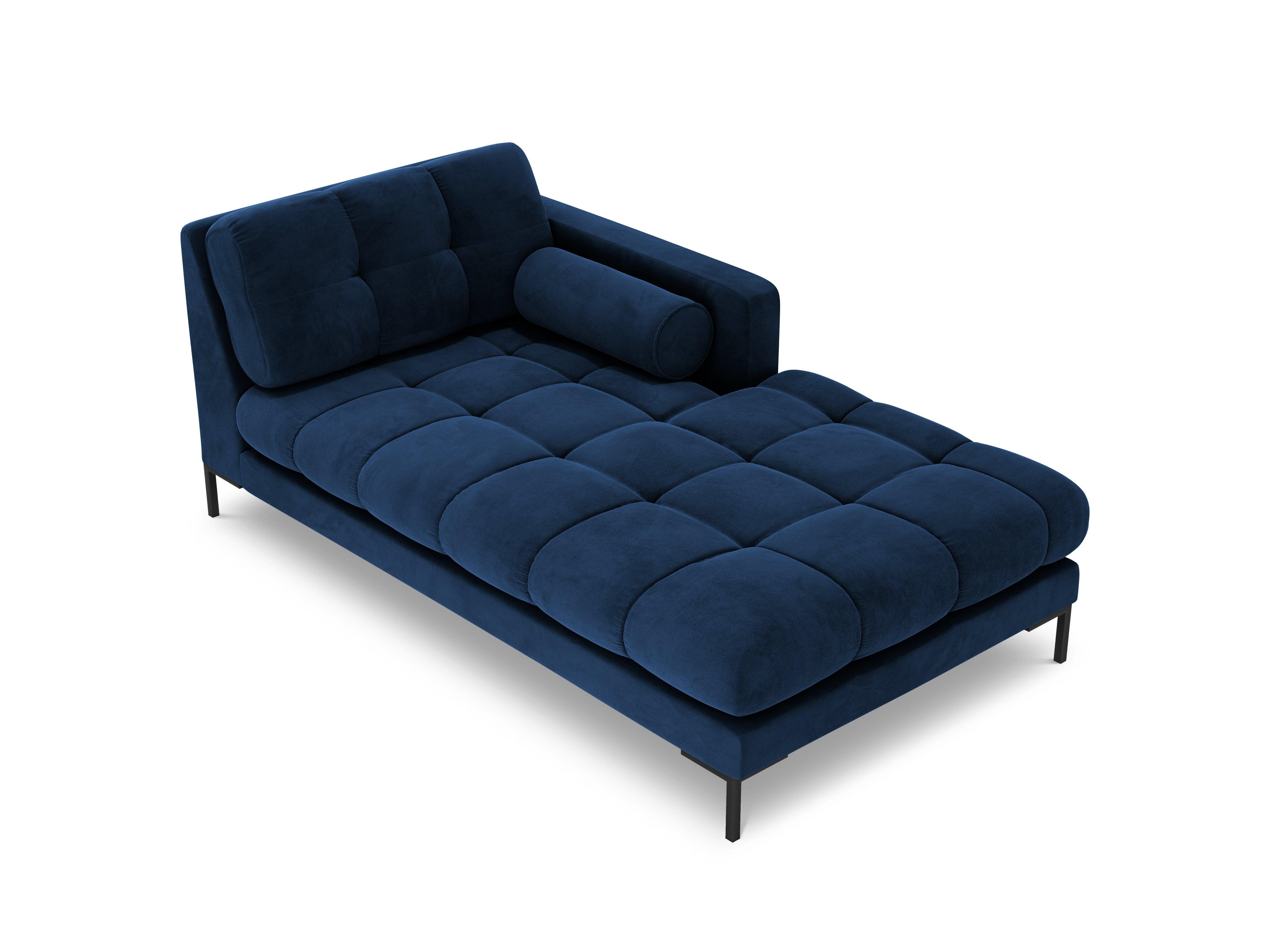 Szezlong aksamitny prawostronny BALI granat królewski z czarną podstawą Cosmopolitan Design Eye on Design
