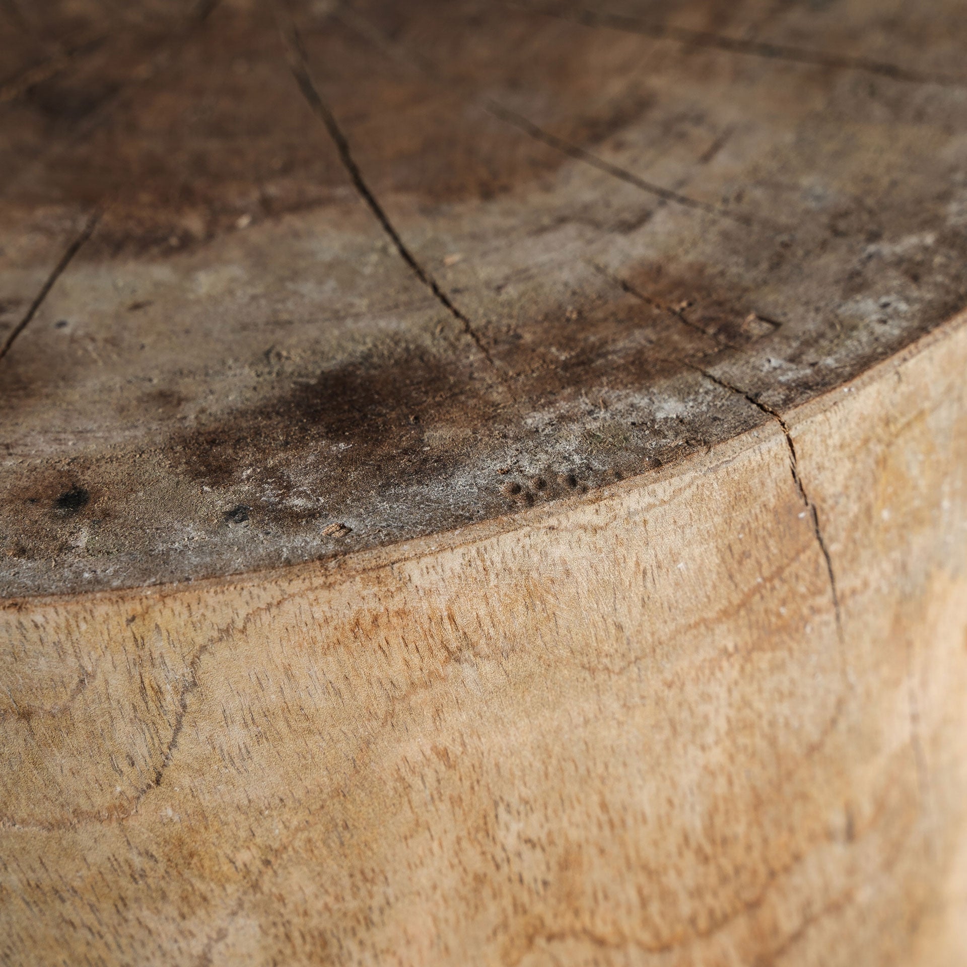 Guelma Suar Wood Stool