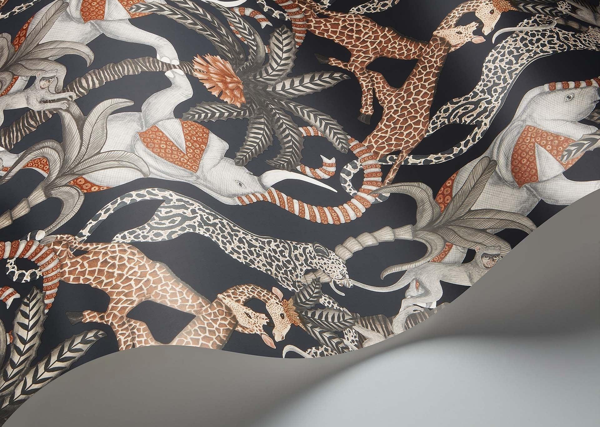Tapeta ARDMORE JABULA - Safari Totem beżowy na czarnym Cole & Son Eye on Design