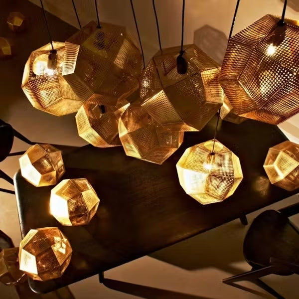 Závěsné svítidlo ETCH mosazné