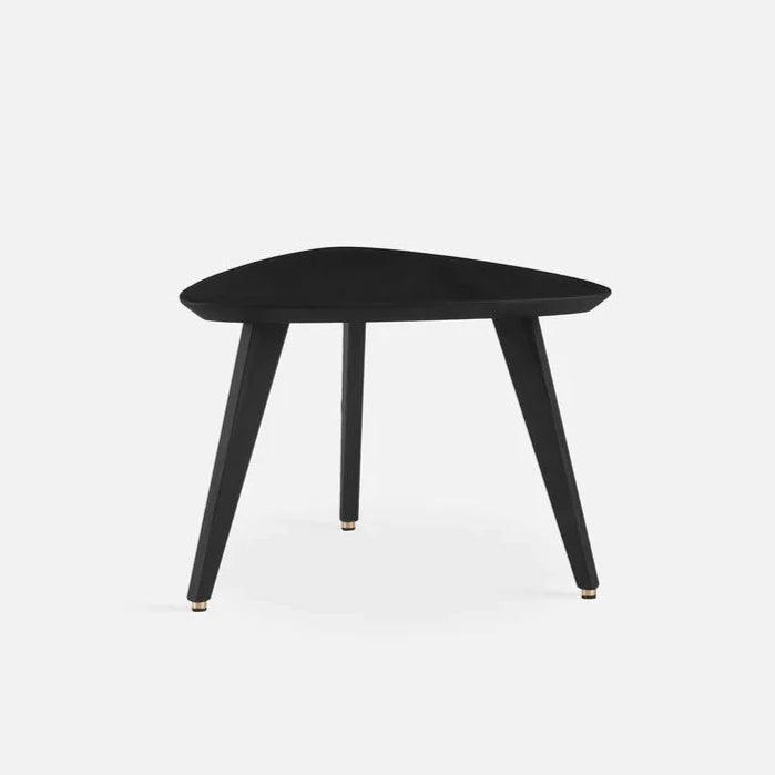 Trójkątny stolik 366 drewno dębowe 366 concept Eye on Design