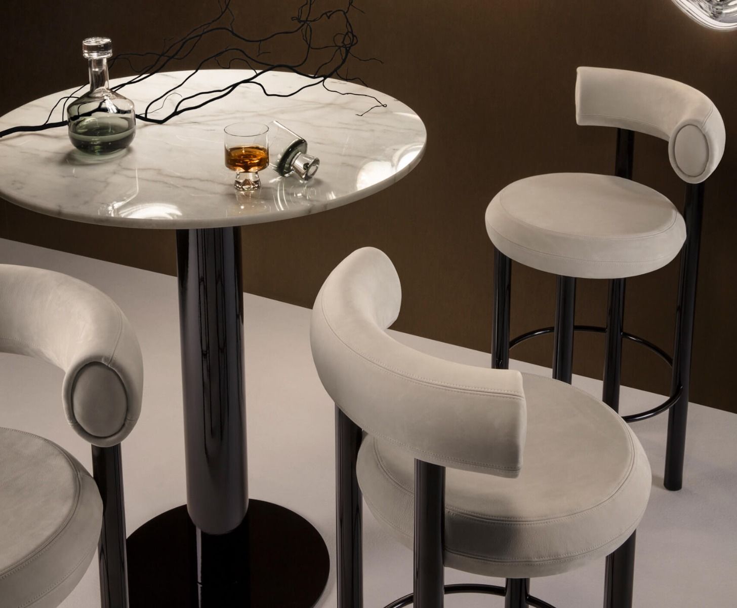 Round table tube white marble with a black base