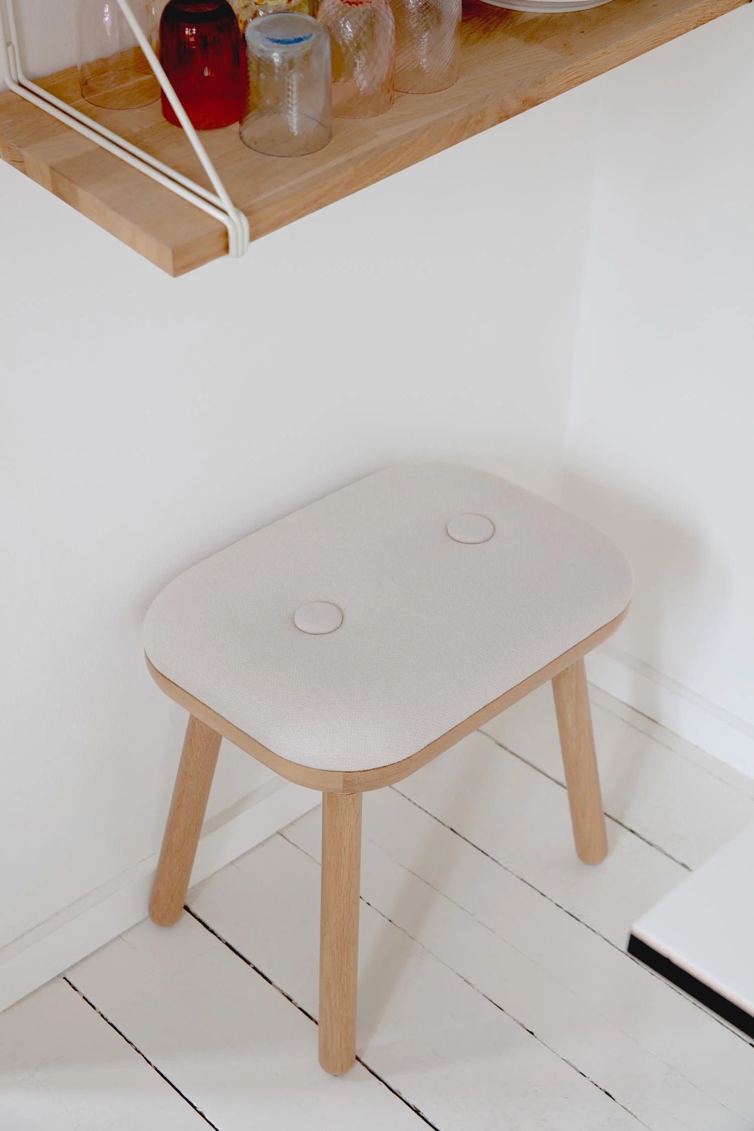 PAFF sand stool with oak base