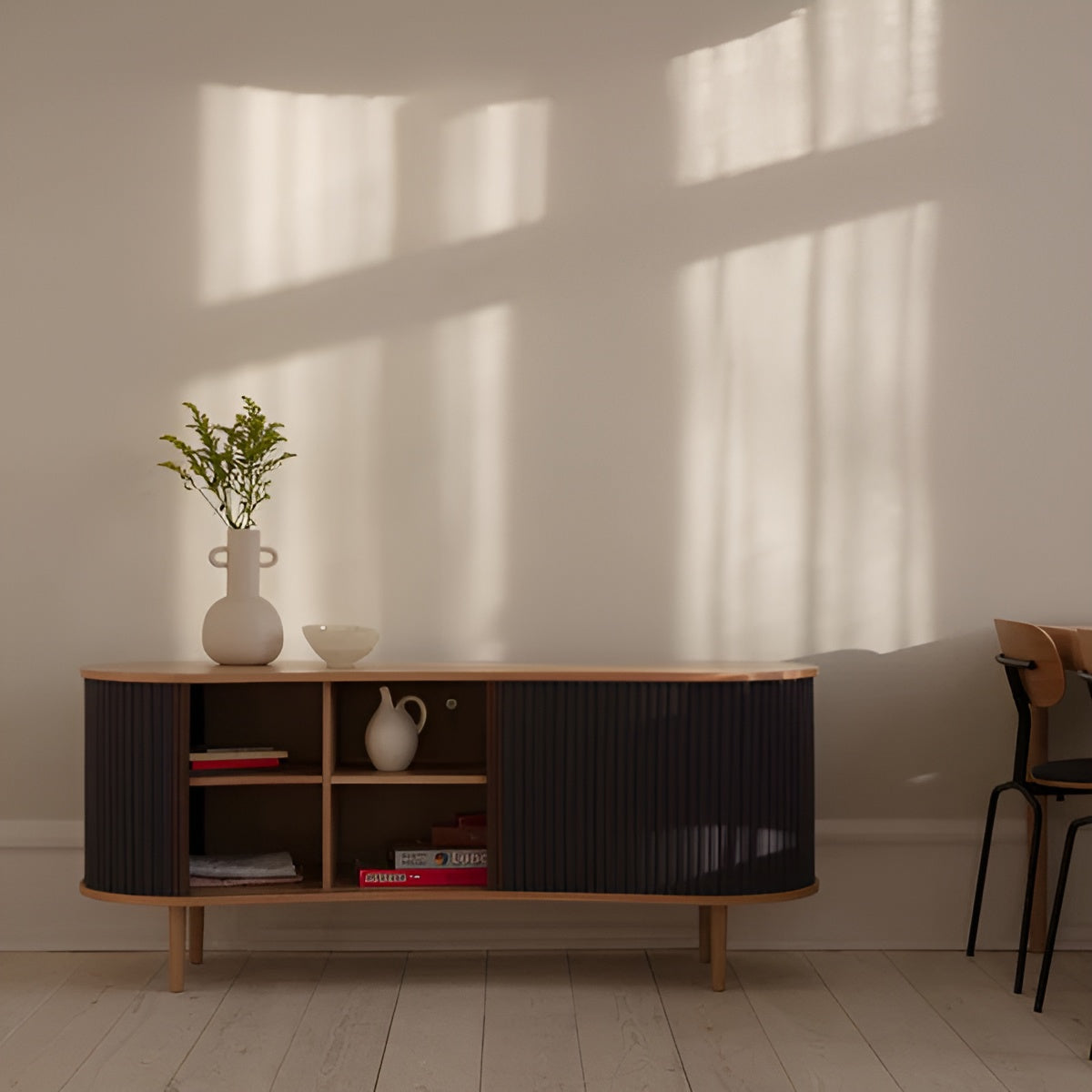 AUDACIOUS anthracite RTV cabinet with oak base