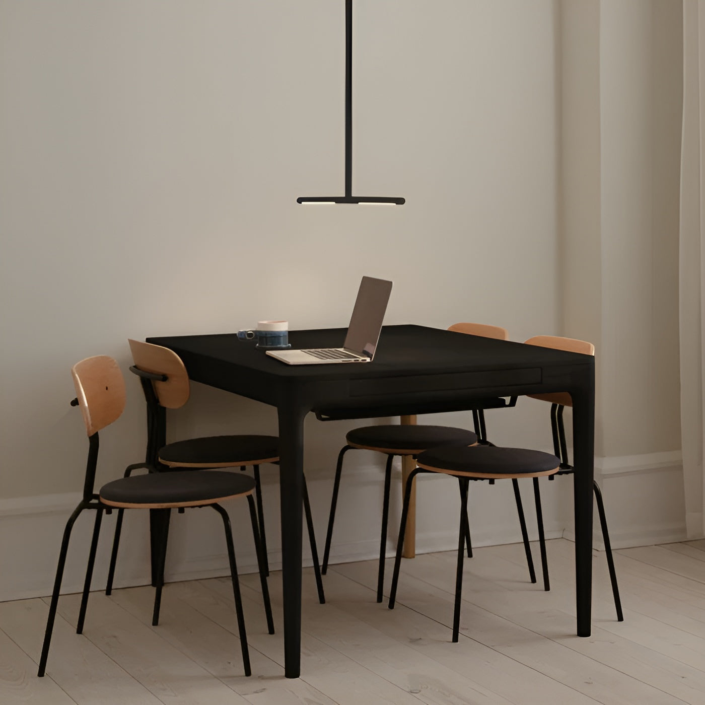 HEART'N'SOUL extendable table black oak