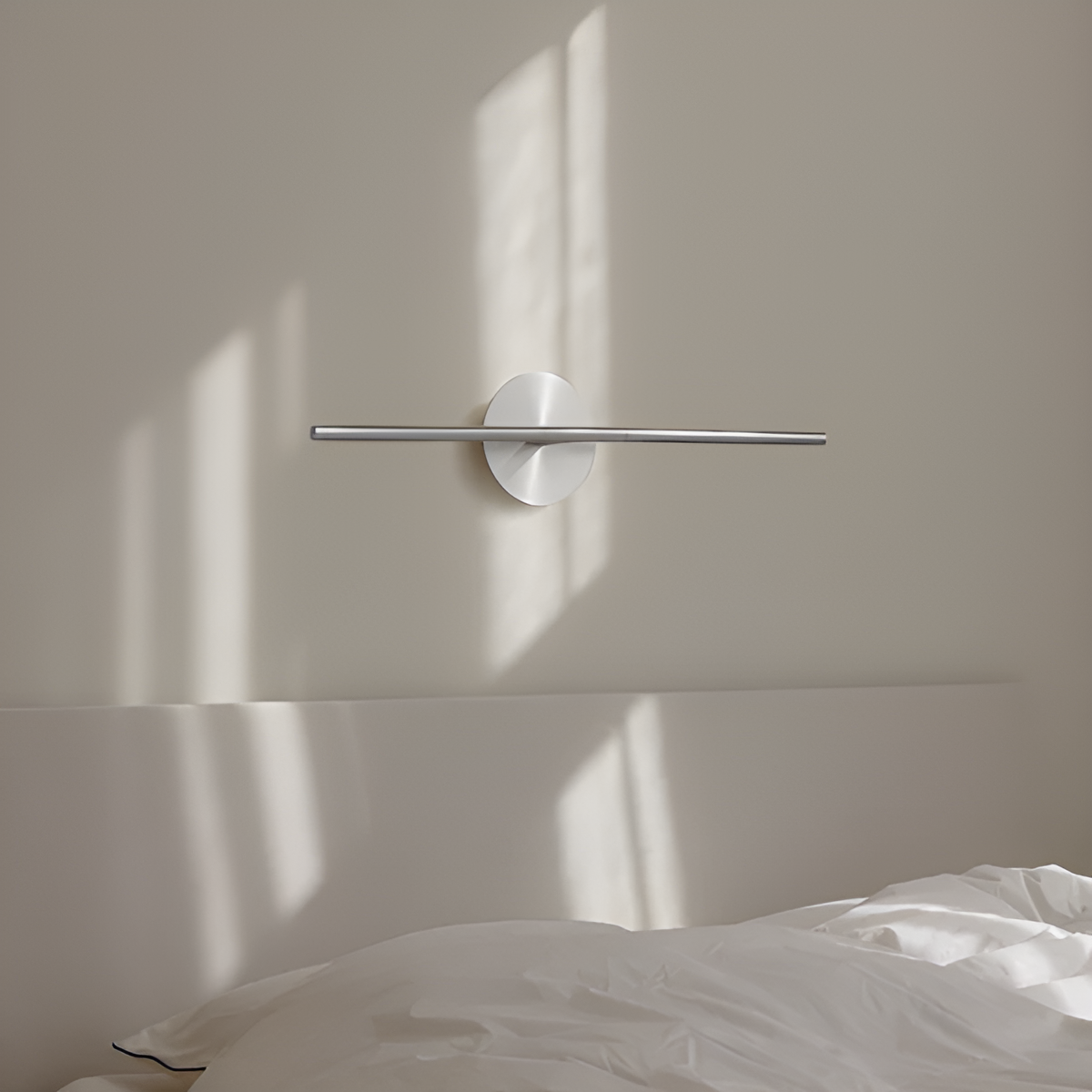 OMNI silver wall lamp