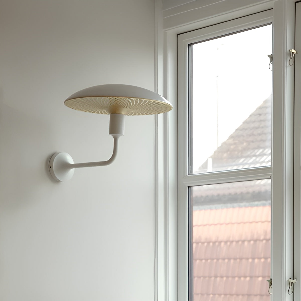 Bílá základna nástěnné lampy SANTÉ