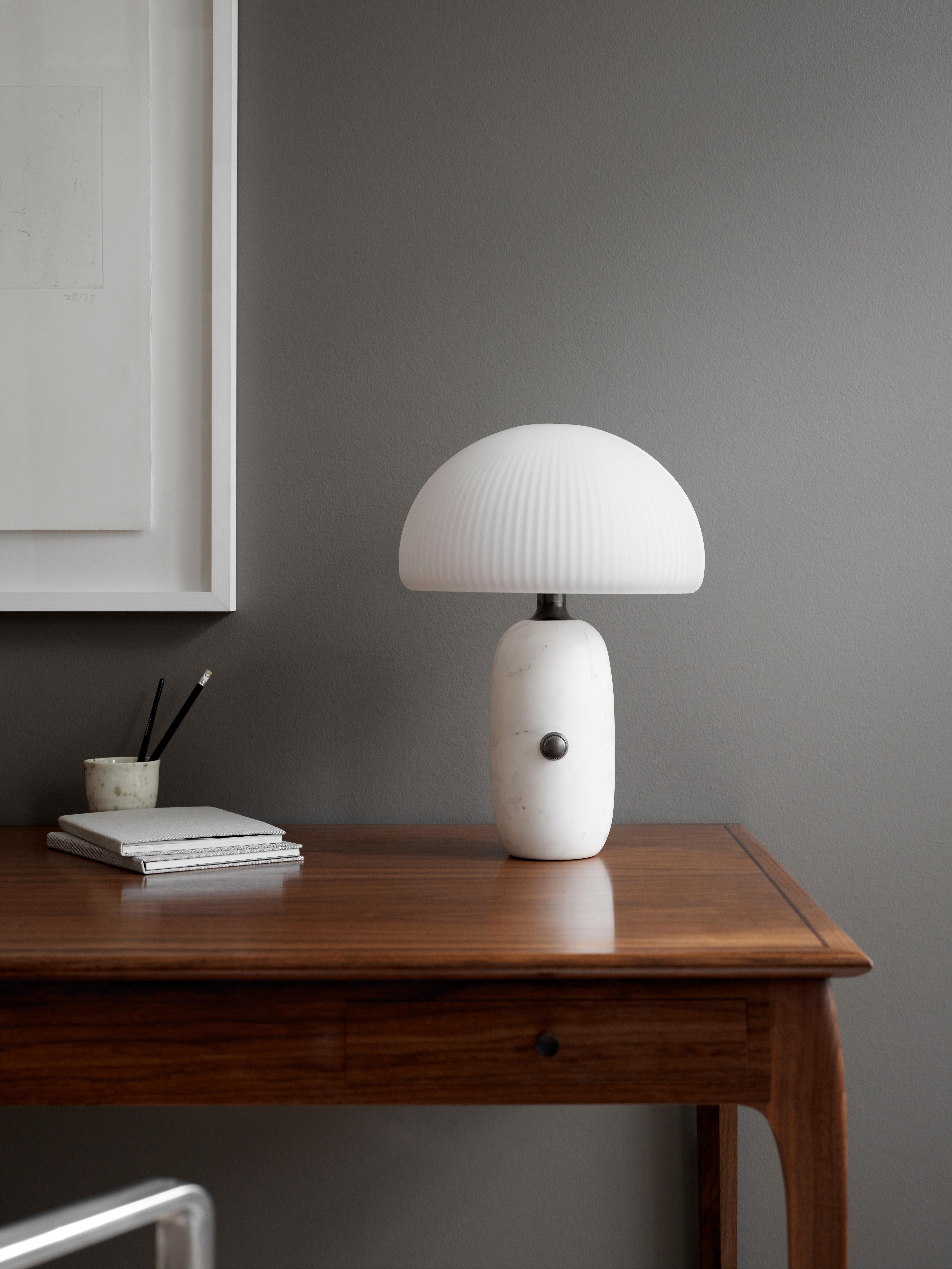 Stolní lampa SCULPTURE bílý mramor