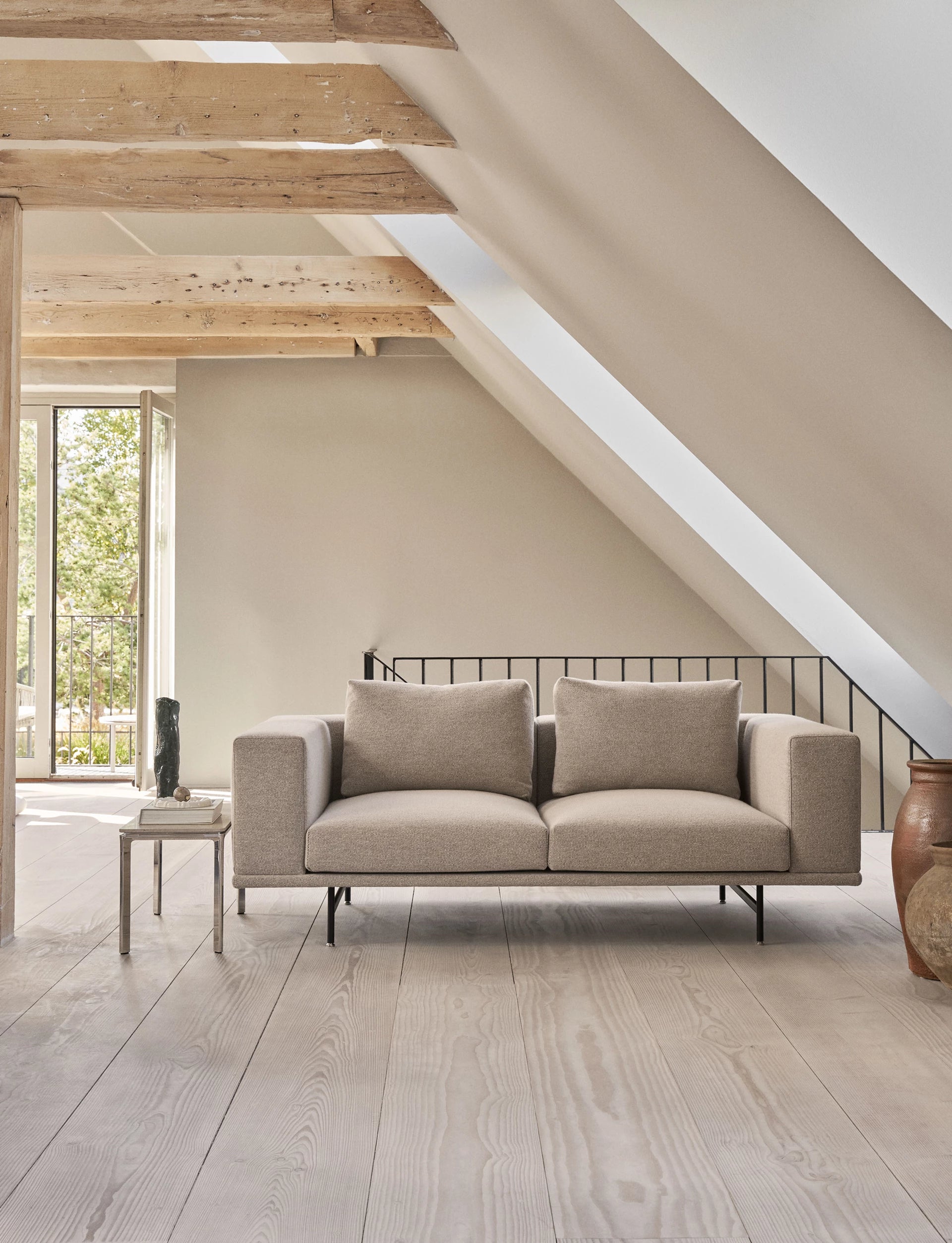 2-Seater Sofa LOFT Brown Boucle with Black Base