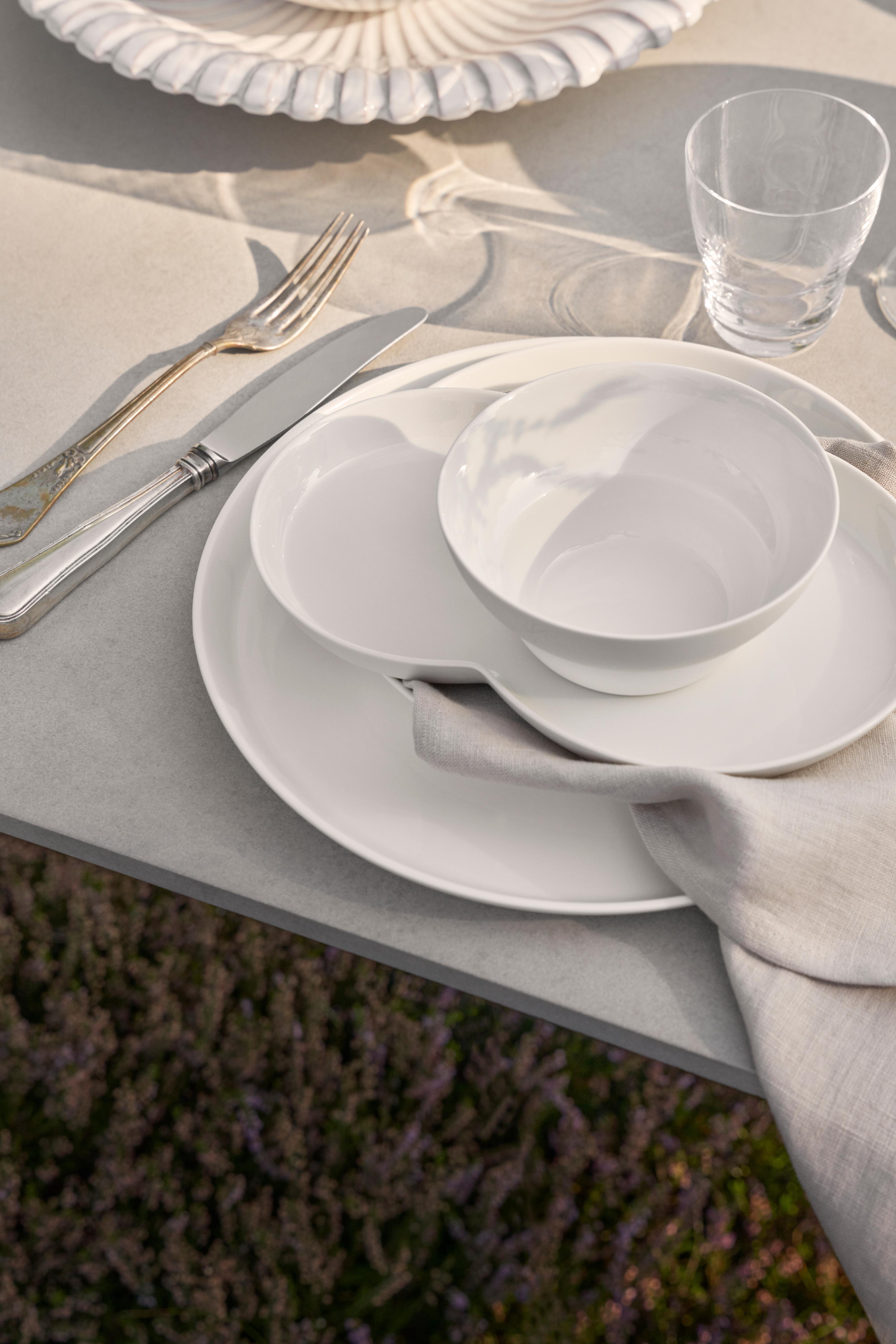 Sada talířů VIPP bílá porcelána