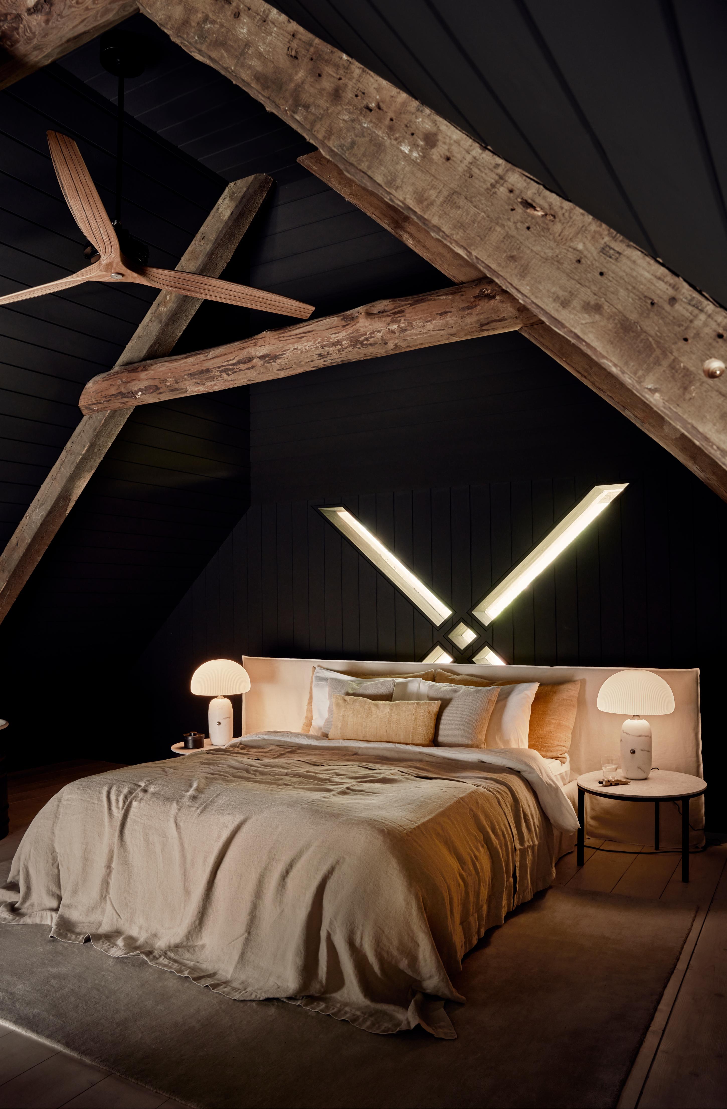 Stolní lampa SCULPTURE bílý mramor