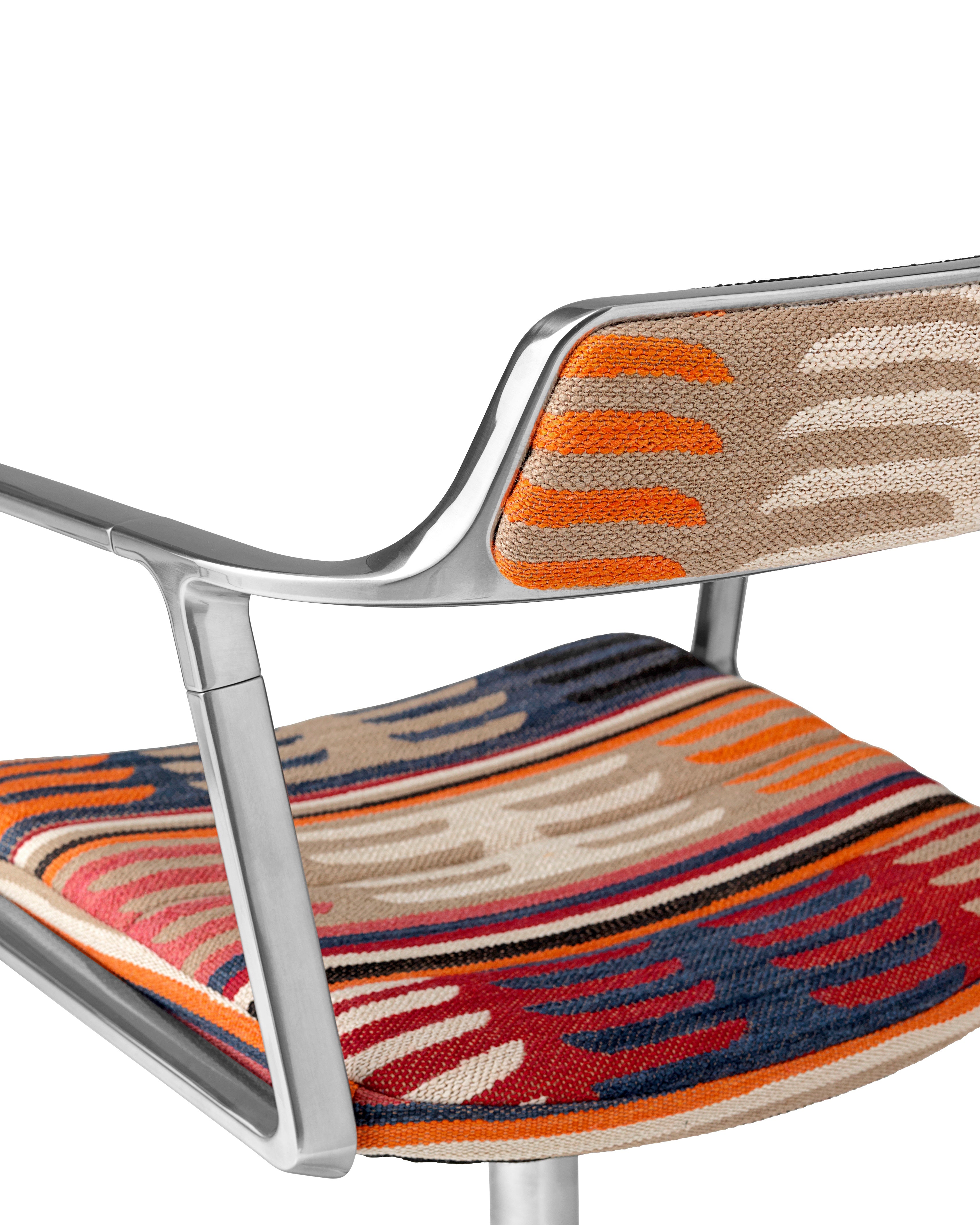 Office chair 452 - TODOS SANTOS in blue and orange with a metal base