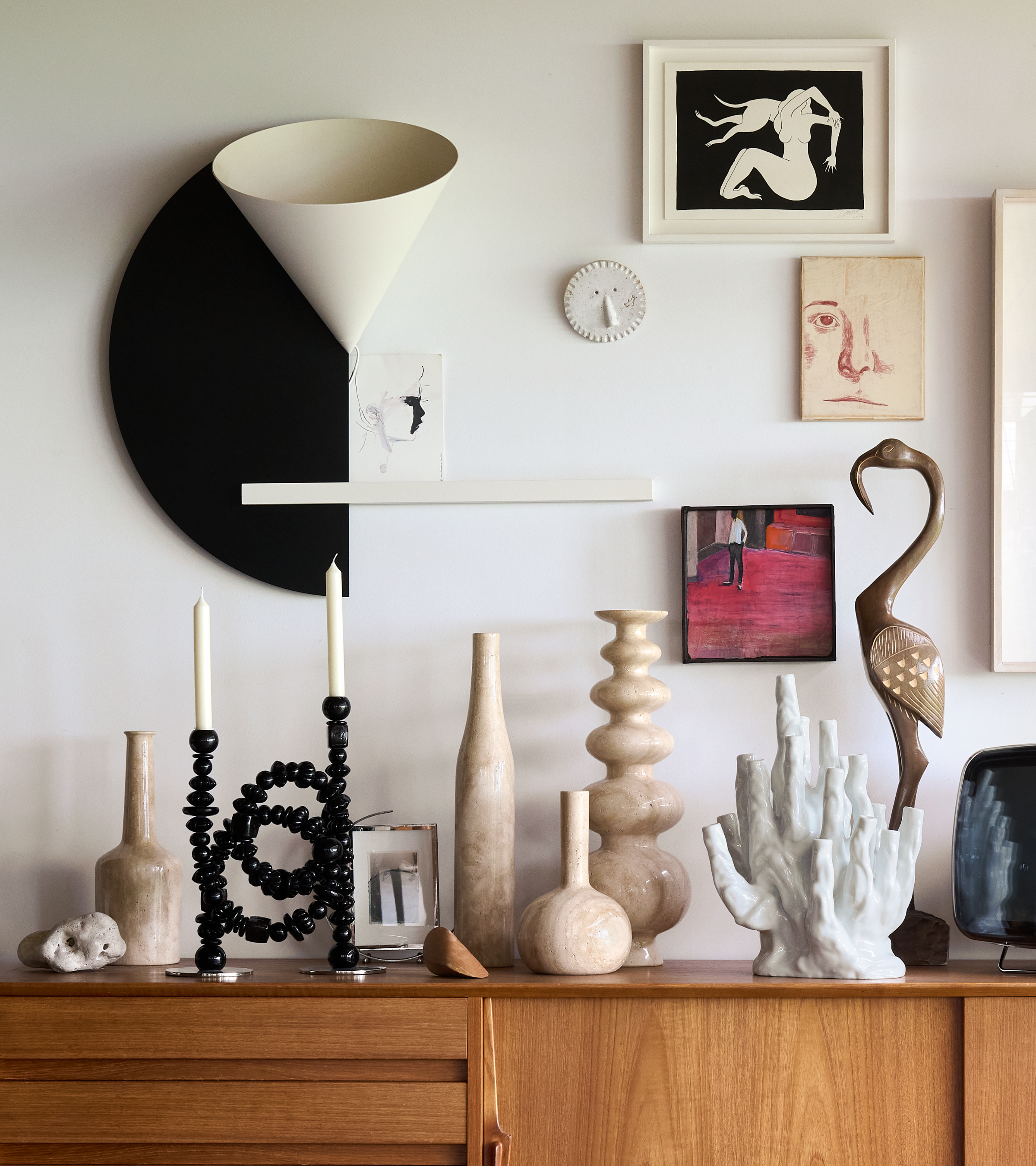 HERITAGE BELL beige travertine candlestick