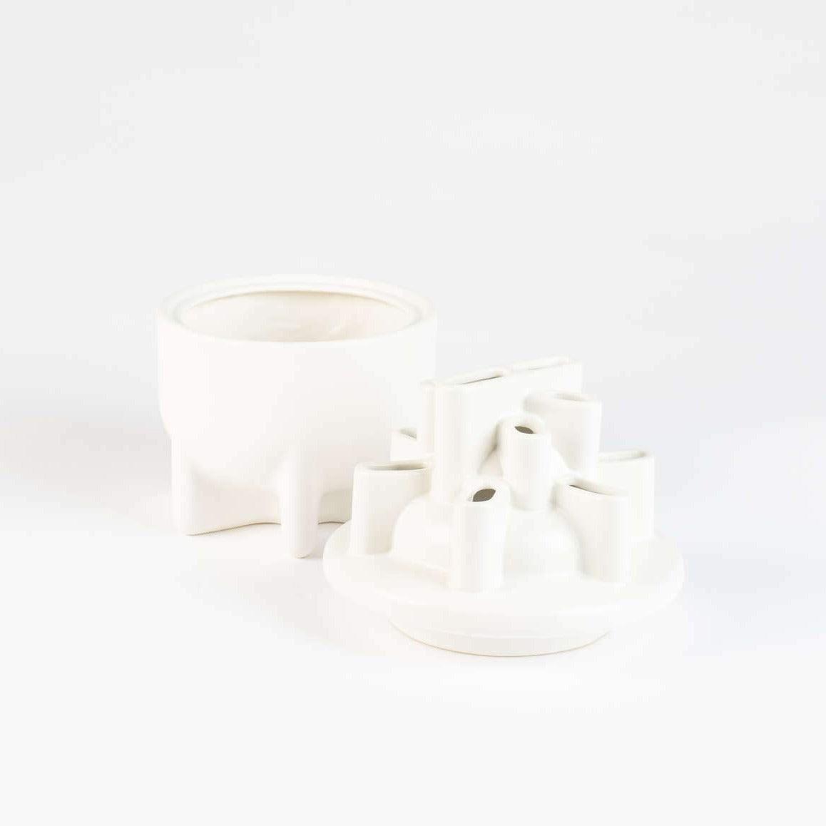 Wazon BASSIN S biały Zuiver Eye on Design