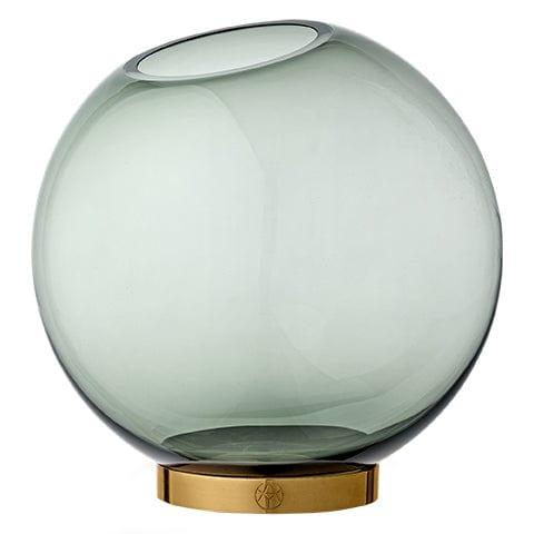 Wazon GLOBE zielony ze złotą podstawą AYTM Eye on Design
