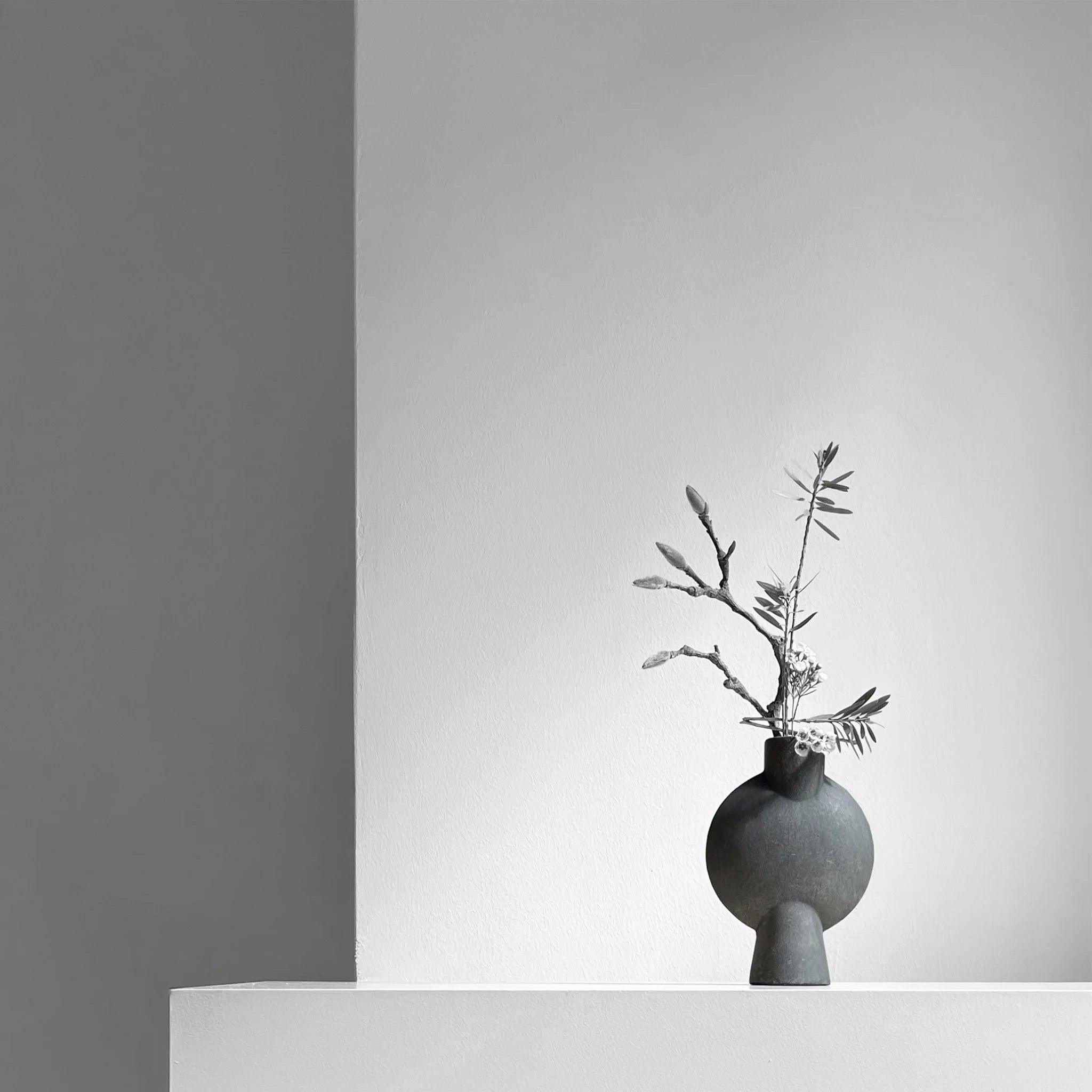 Wazon SPHERE BUBL ciemnoszary 101 Copenhagen Eye on Design