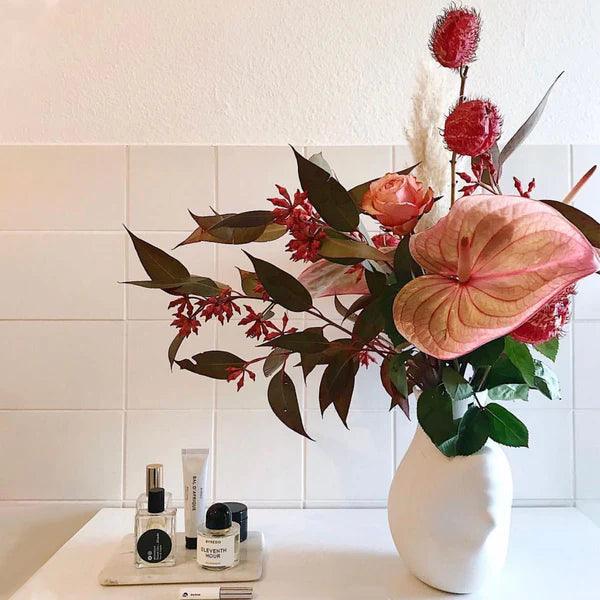 Wazon UPSIDE-DOWN HEAD biały Pols Potten Eye on Design