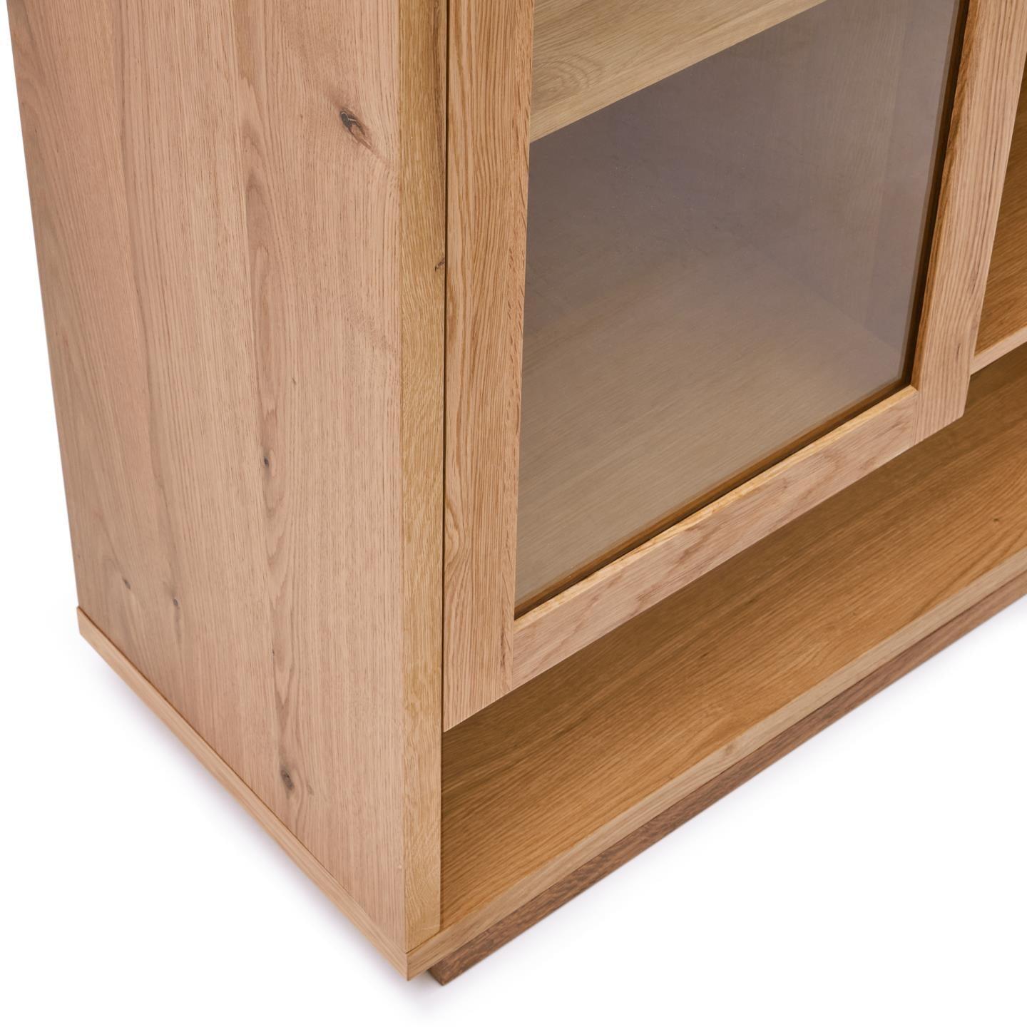 Witryna ALGUEMA fornir dębowy La Forma Eye on Design