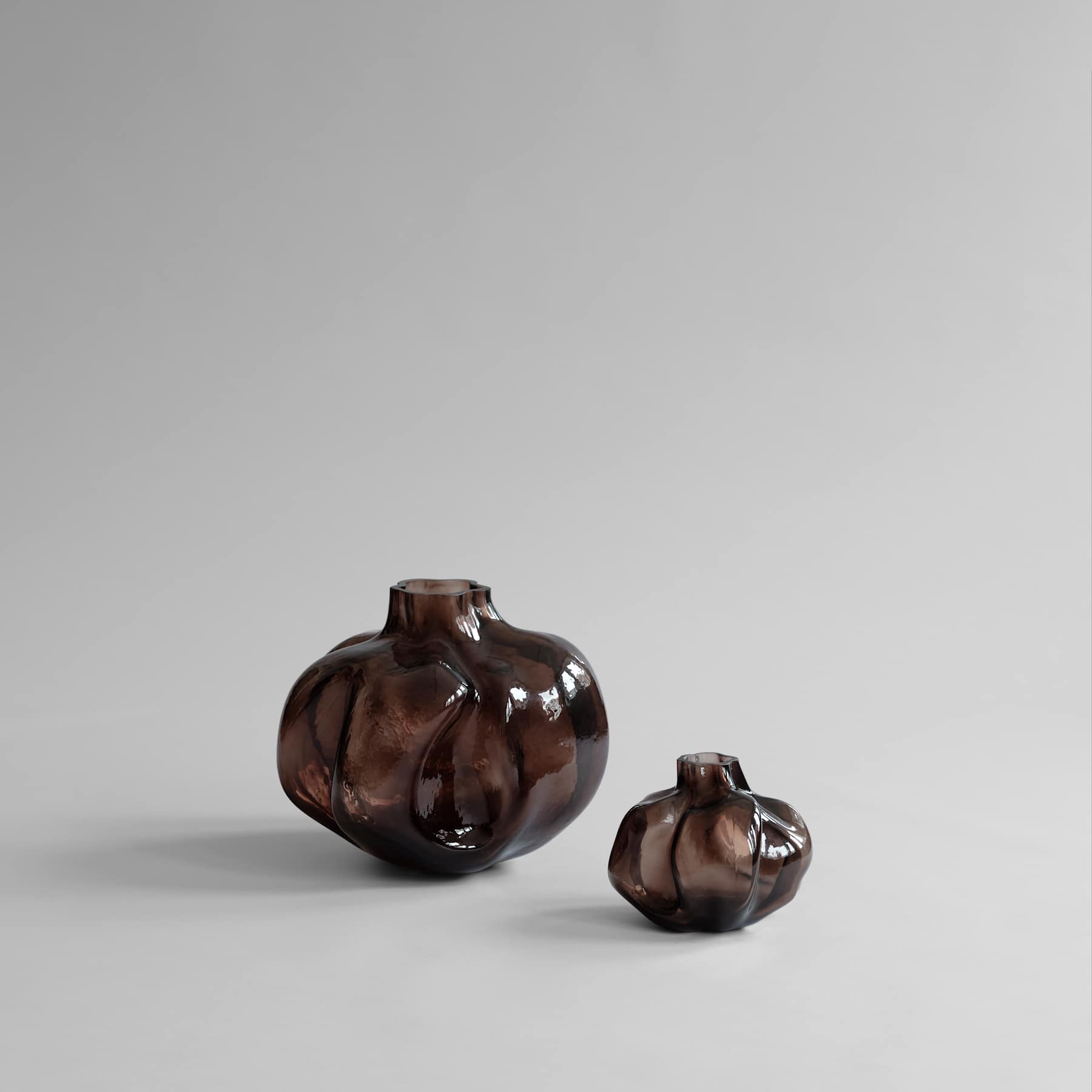 The vase is attracted to brown glass