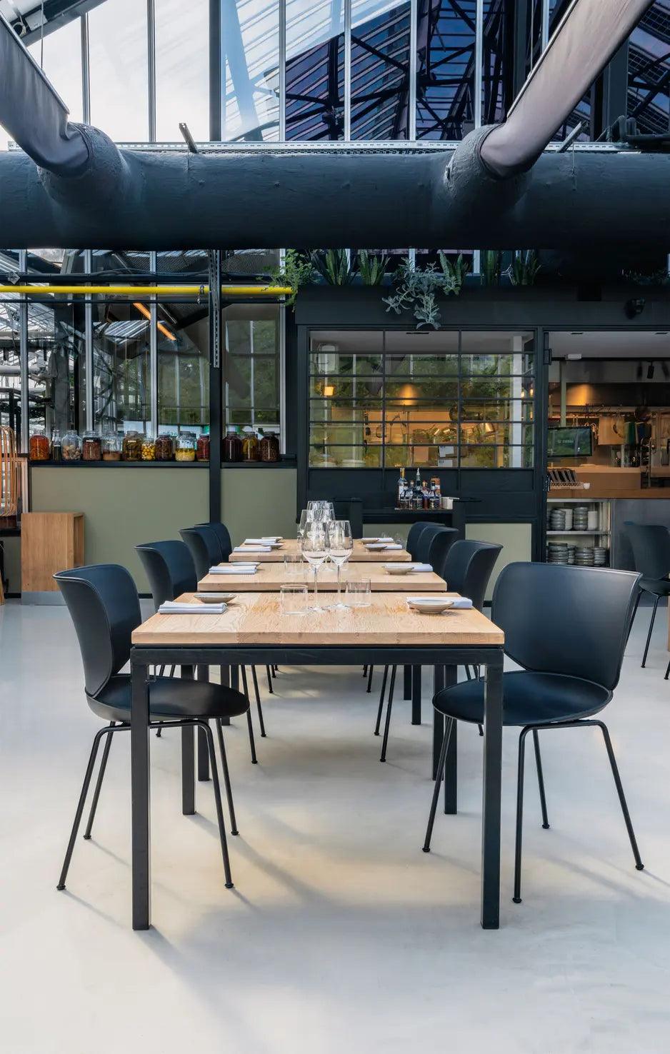 Zestaw dwóch krzeseł HANA Moooi Eye on Design