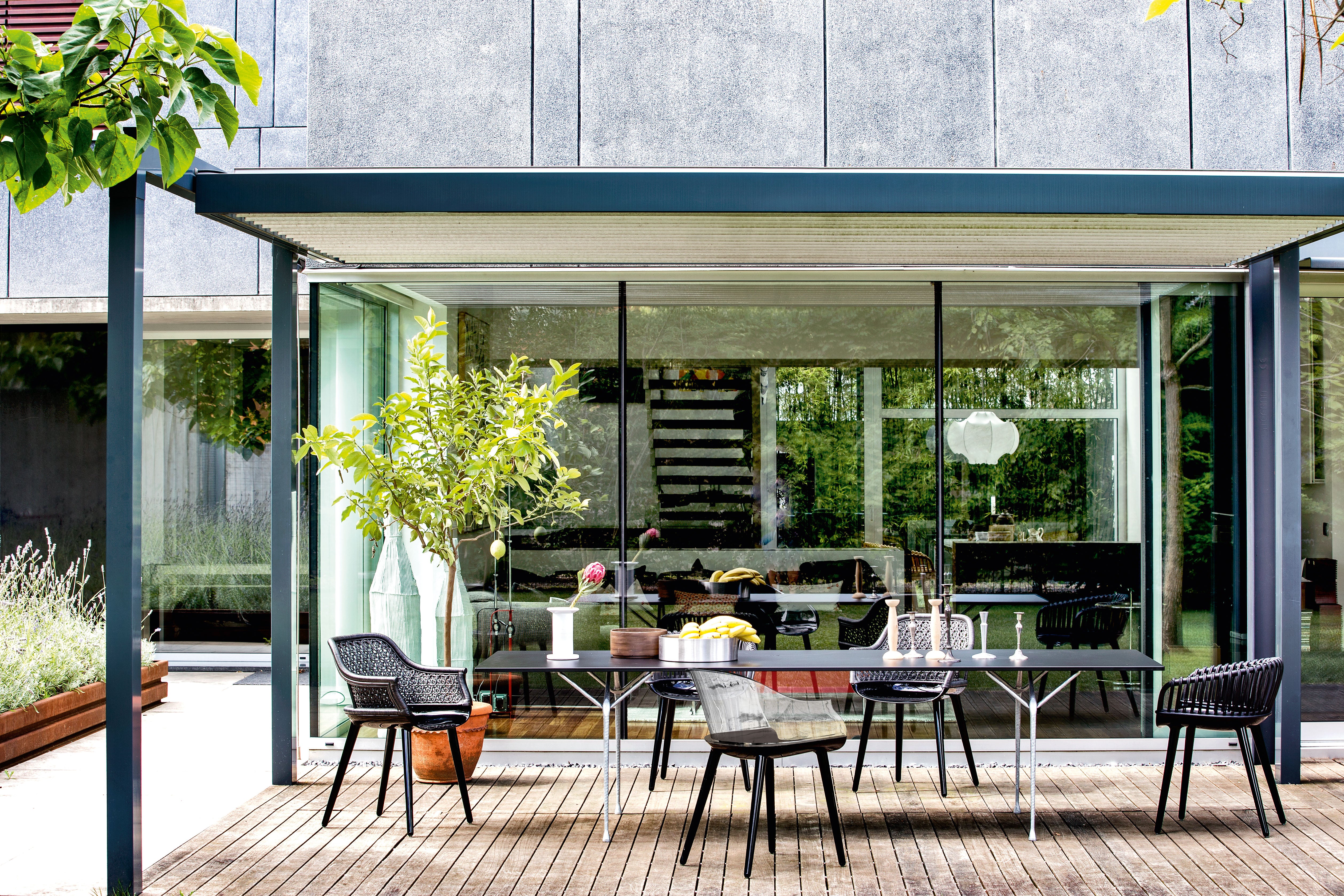 Krzesło CYBORG ELEGANT czarny Magis Eye on Design